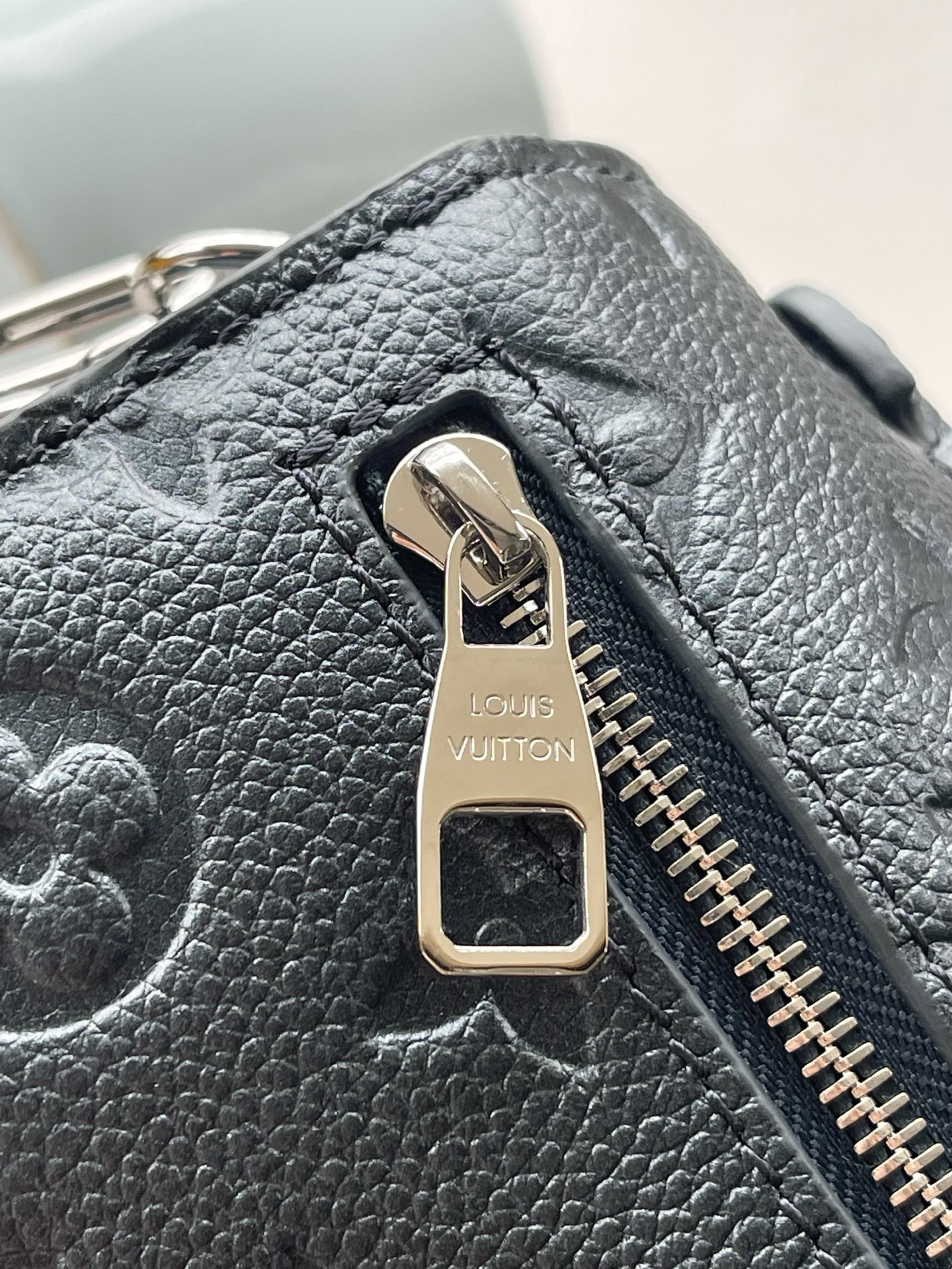 Louis Vuitton Pochette Metis East West Crossbody Bag - Image 9