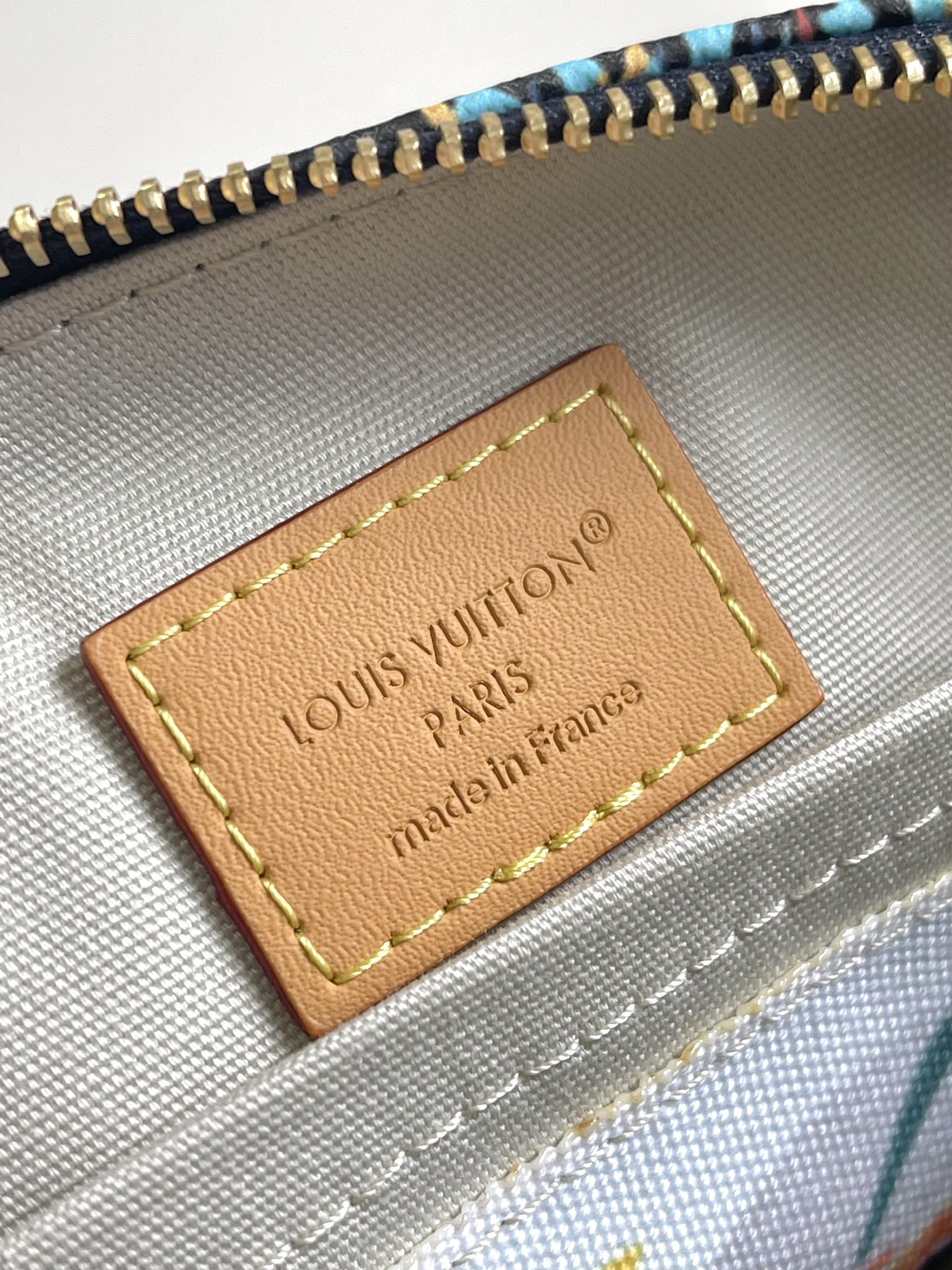 Louis Vuitton Speedy 25 Bandoulière Handbag - Image 9