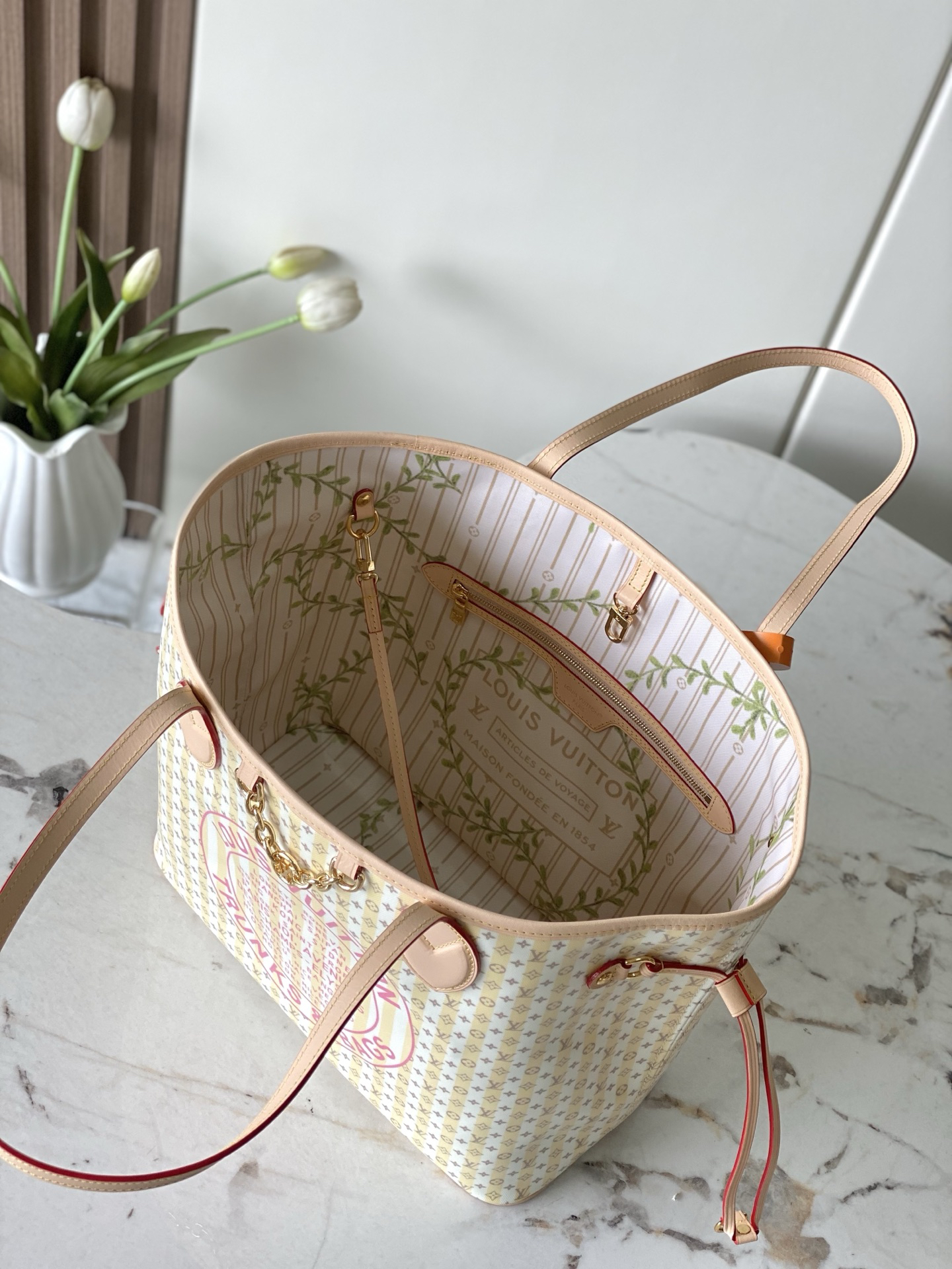 Louis Vuitton Neverfull Medium Tote Bag in Light Yellow Canvas - Image 9