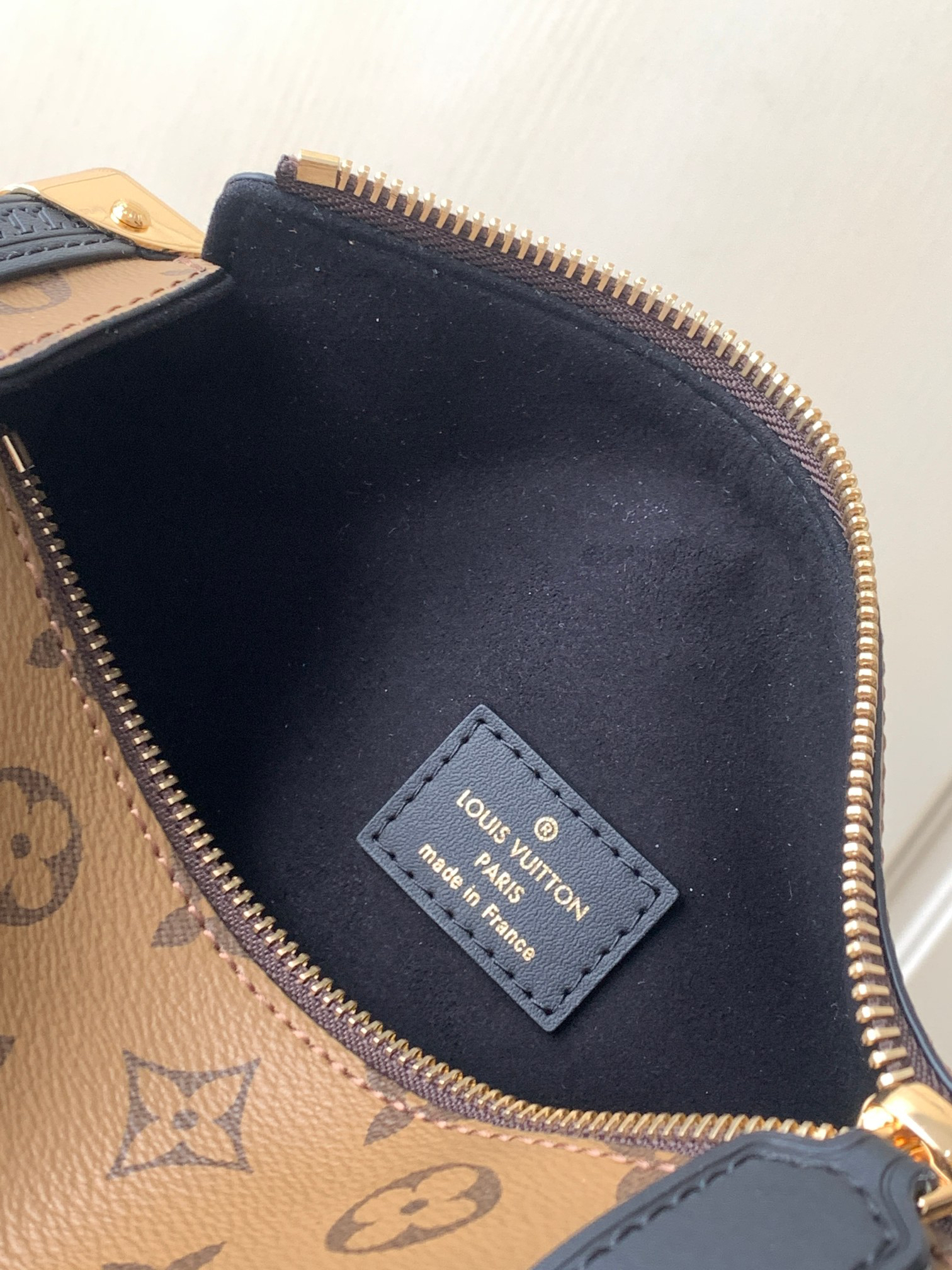 Louis Vuitton Side Trunk Small Handbag in Monogram Calfskin - Image 9