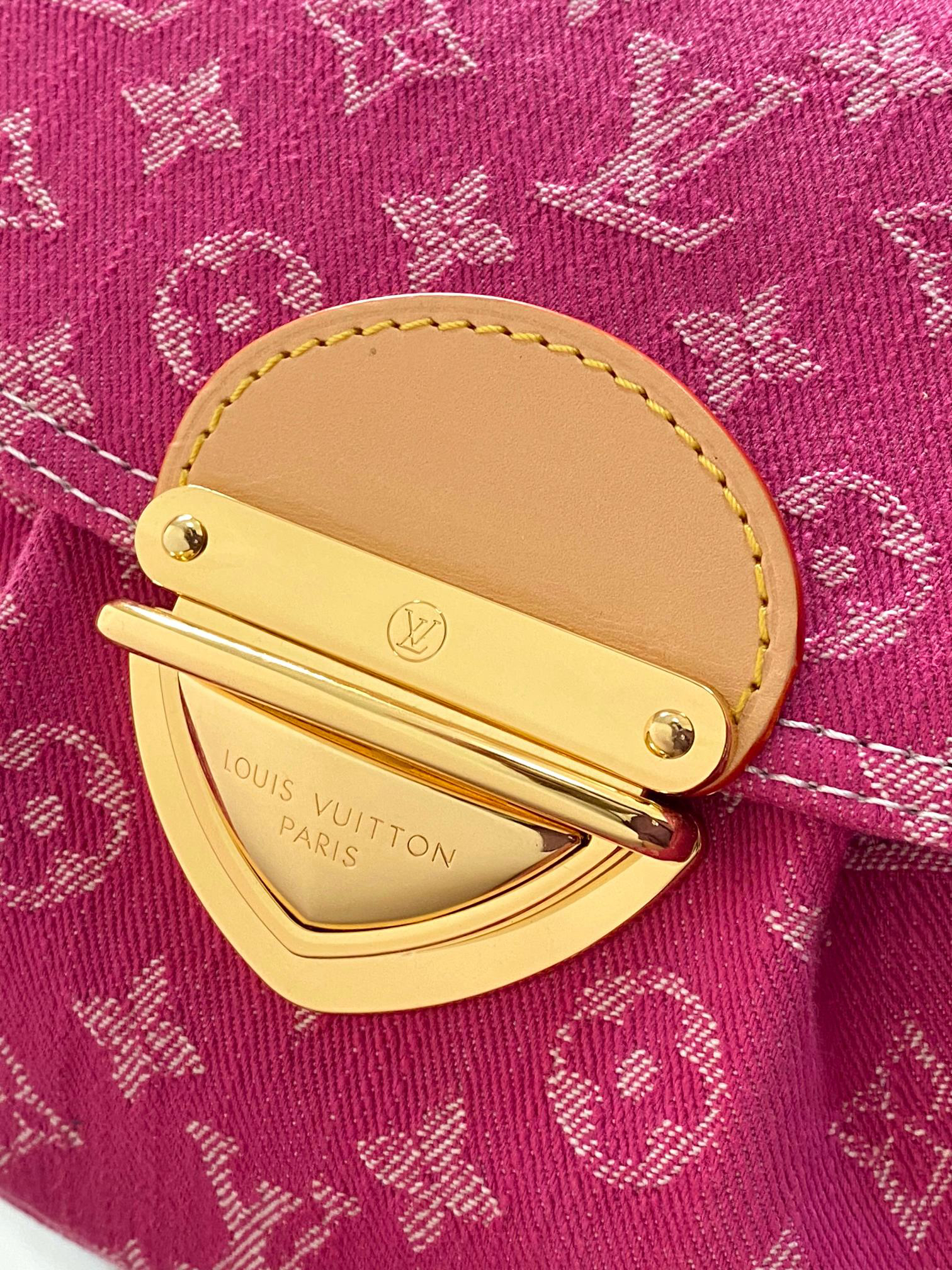 Sunset Rendez-Vous Denim Shoulder Bag - Image 9
