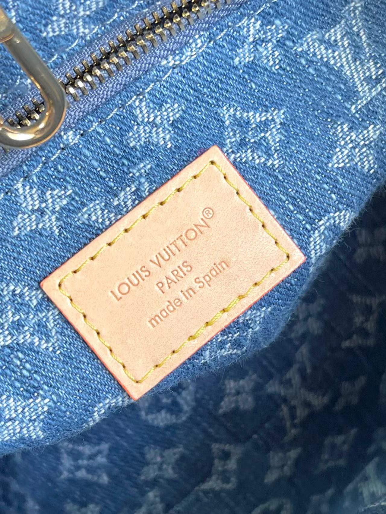 Louis Vuitton OnTheGo Mini Blue Denim Crossbody Bag - Image 9