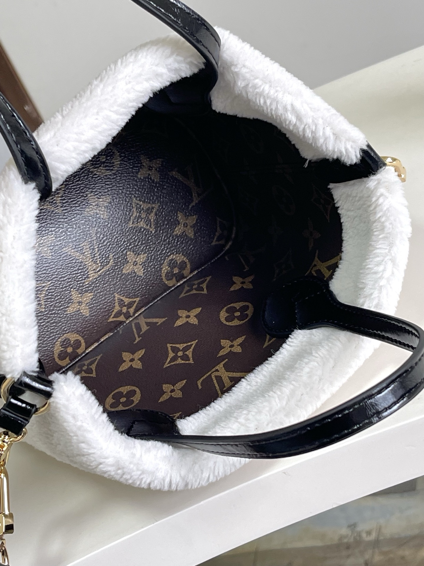 Louis Vuitton Neverfull Bandouliere Inside Out BB Wool Monogram Shoulder Bag - Image 9