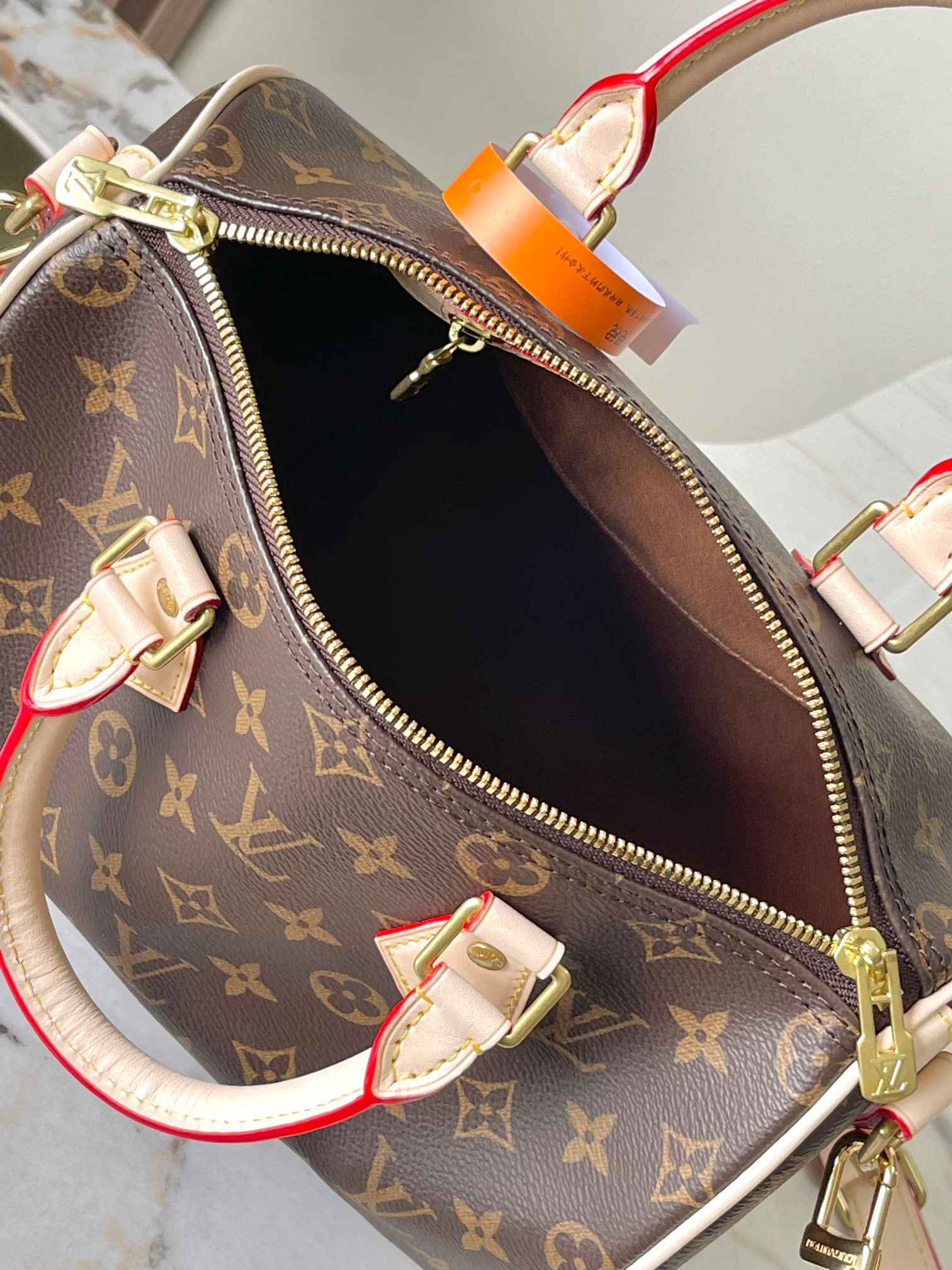Speedy Bandoulière 25 Monogram Canvas Crossbody Bag - Image 9