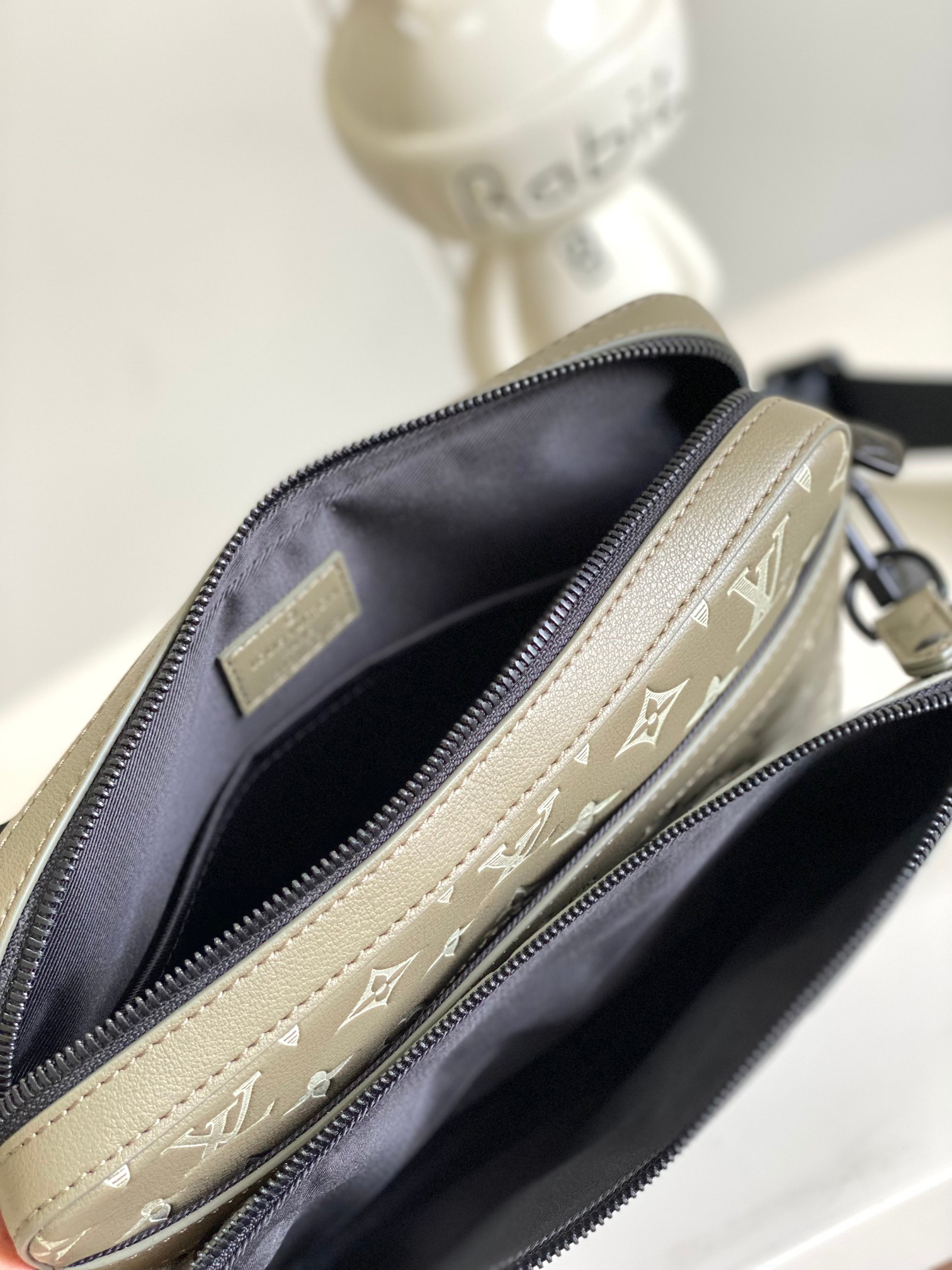 Louis Vuitton Trio Messenger Crossbody Bag - Image 9