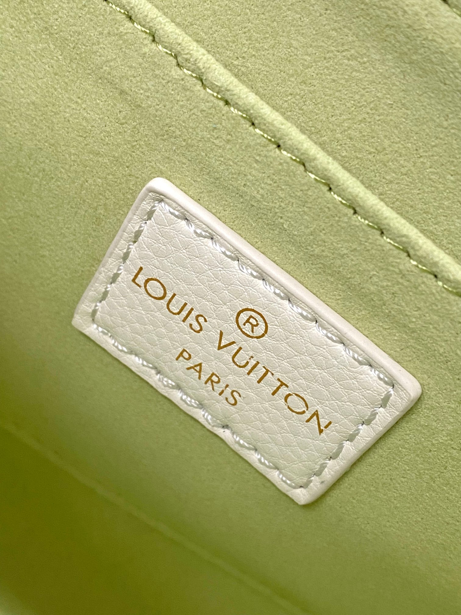Louis Vuitton Favorite Handbag - Image 9