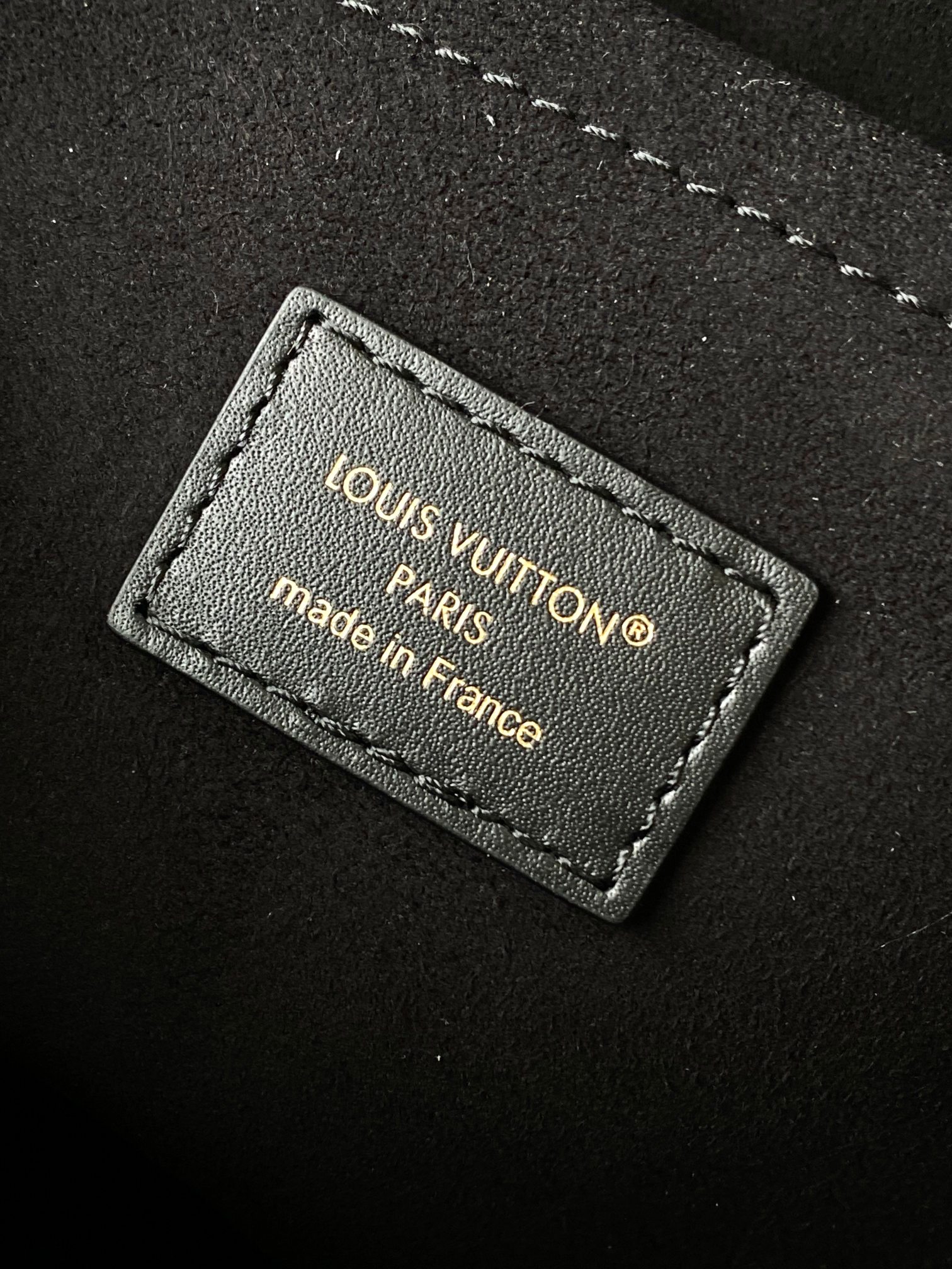Alma PM Leather Handbag - Image 9