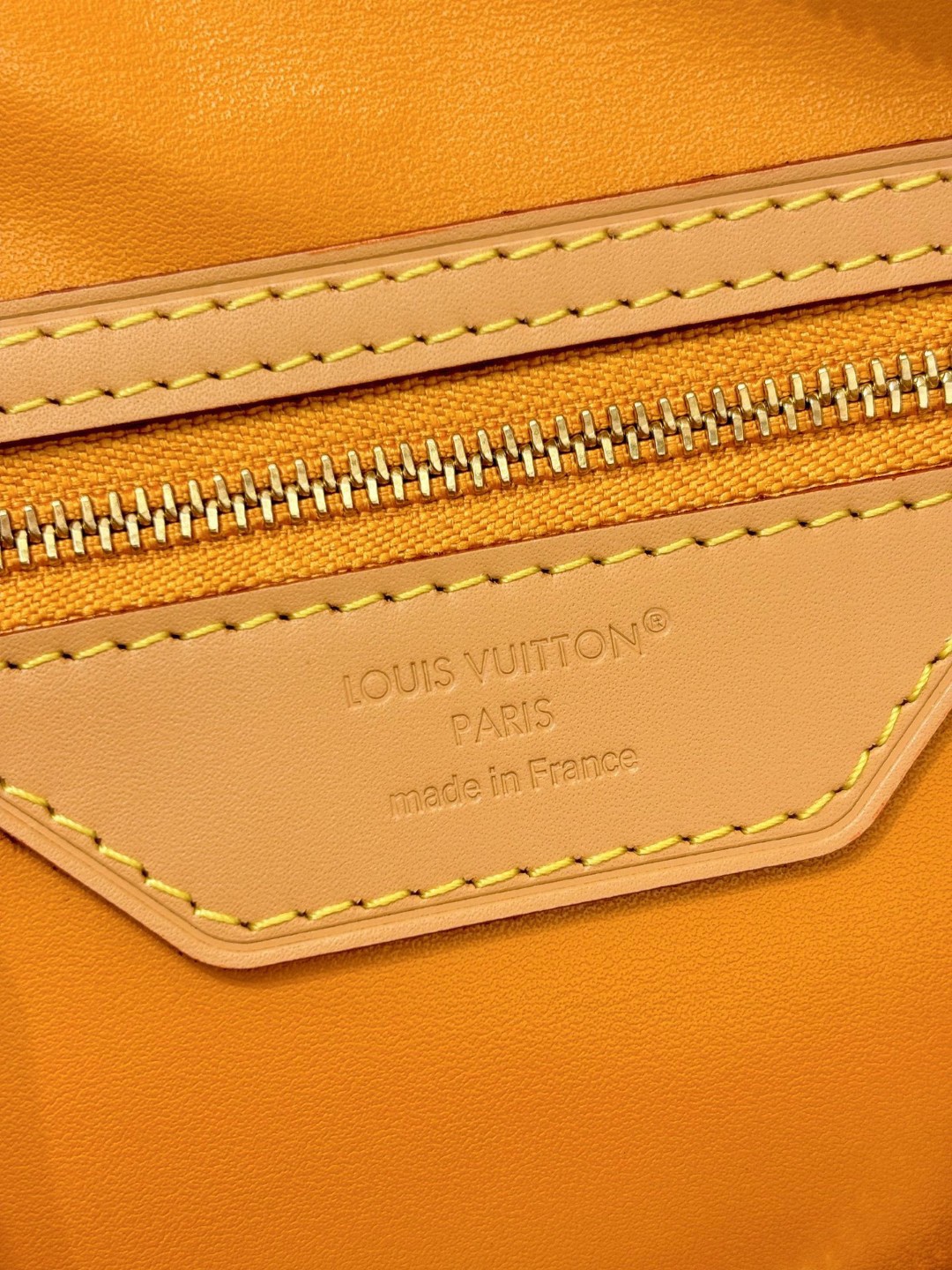 Speedy 30 Leather Handbag - Image 9