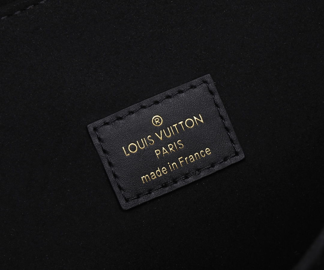 Louis Vuitton Pochette Métis Monogram Reverse Crossbody Bag - Image 9