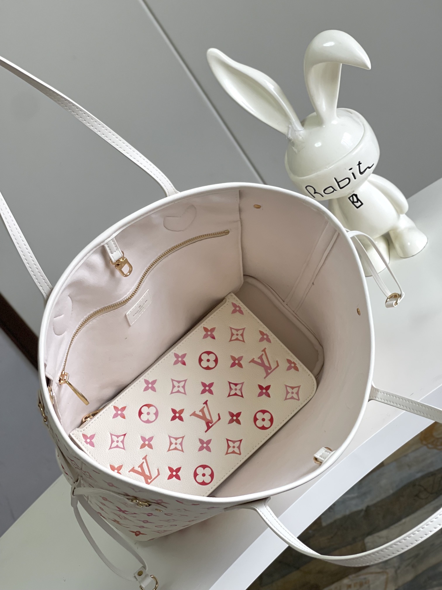 Louis Vuitton Neverfull MM Tote Bag in Monogram Empreinte Sunrise Aquarelle Leather - Image 9
