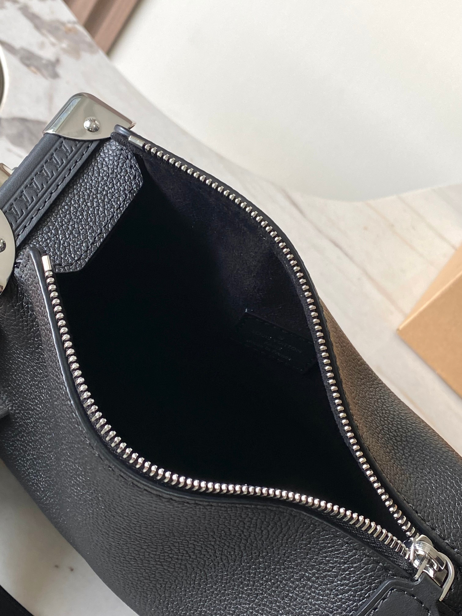 Side Trunk Medium Crossbody Bag - Image 9