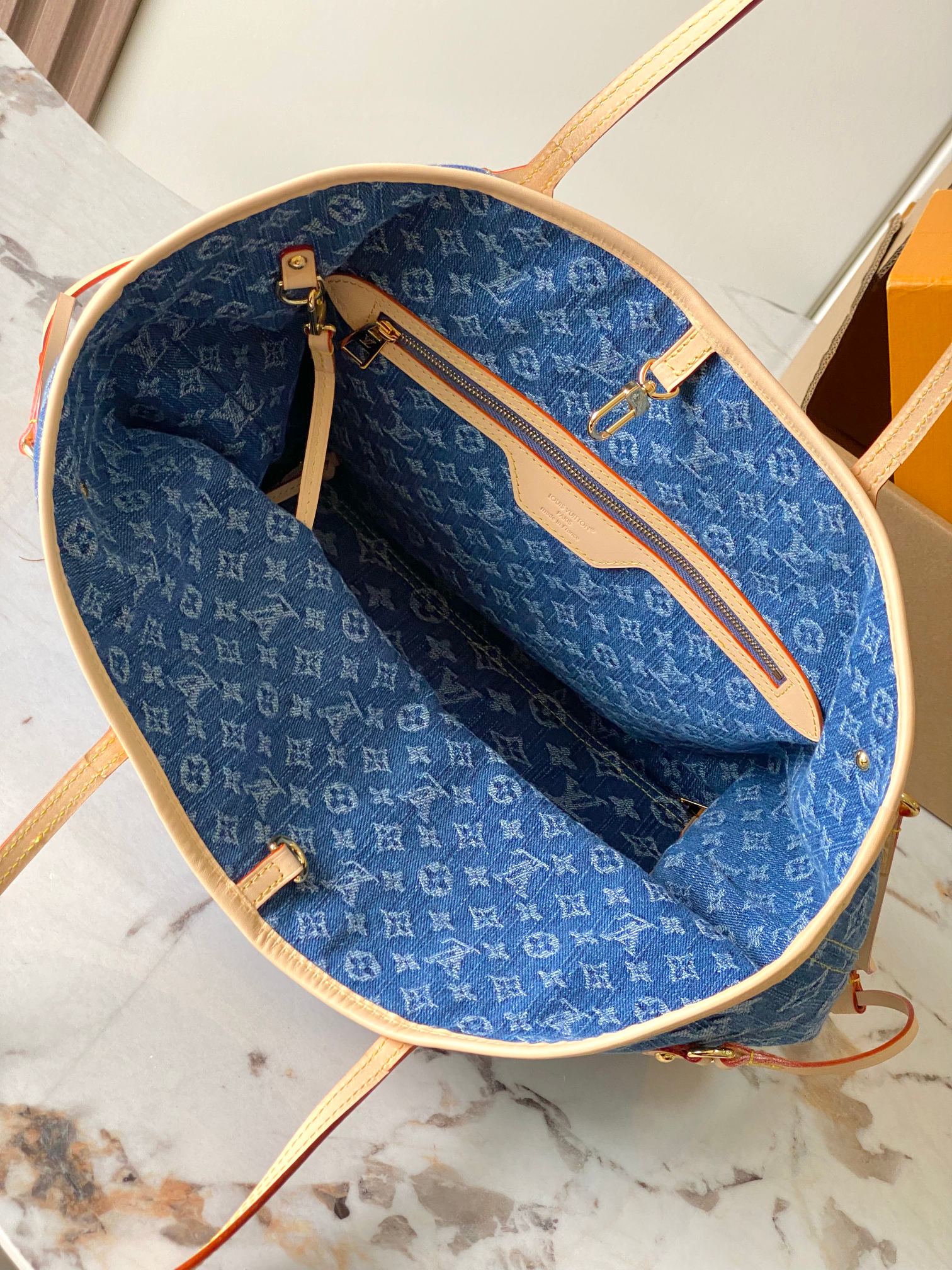Louis Vuitton Neverfull Medium Monogram Denim Tote Bag - Image 9