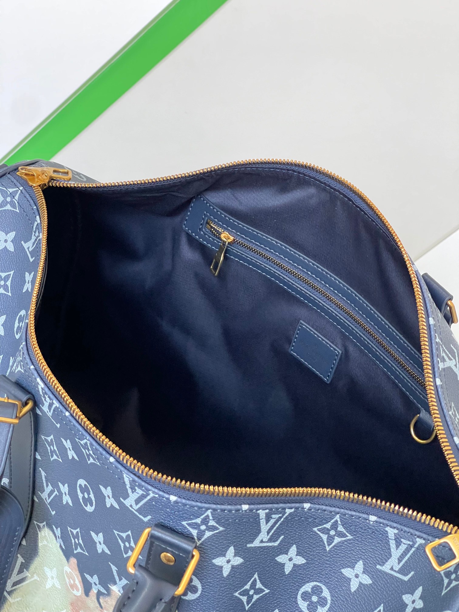 Louis Vuitton Keepall 50 Travel Bag in Monogram Eclipse Canvas - Image 9