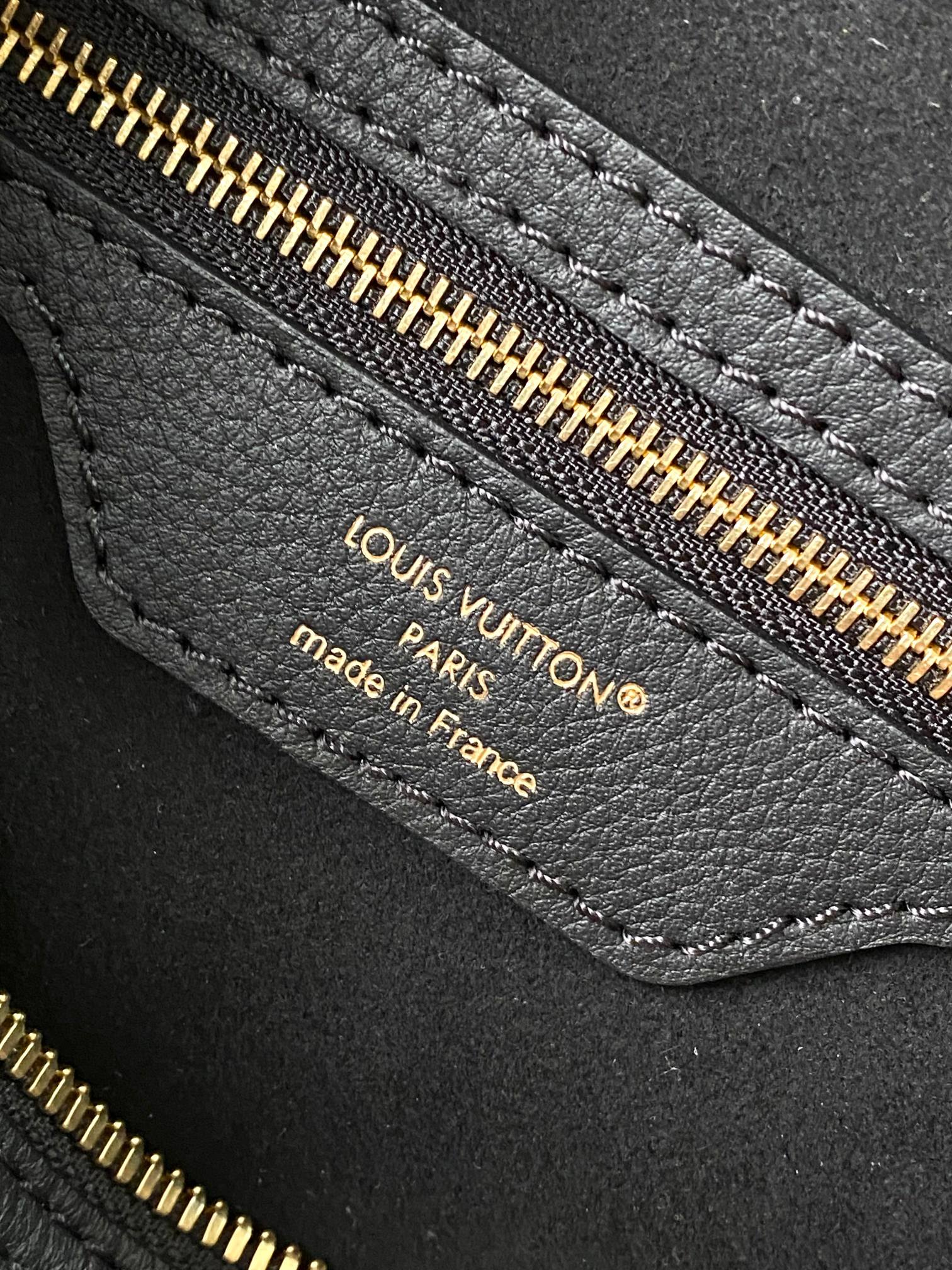 Louis Vuitton Speedy Bandoulière 25 Handbag - Image 9