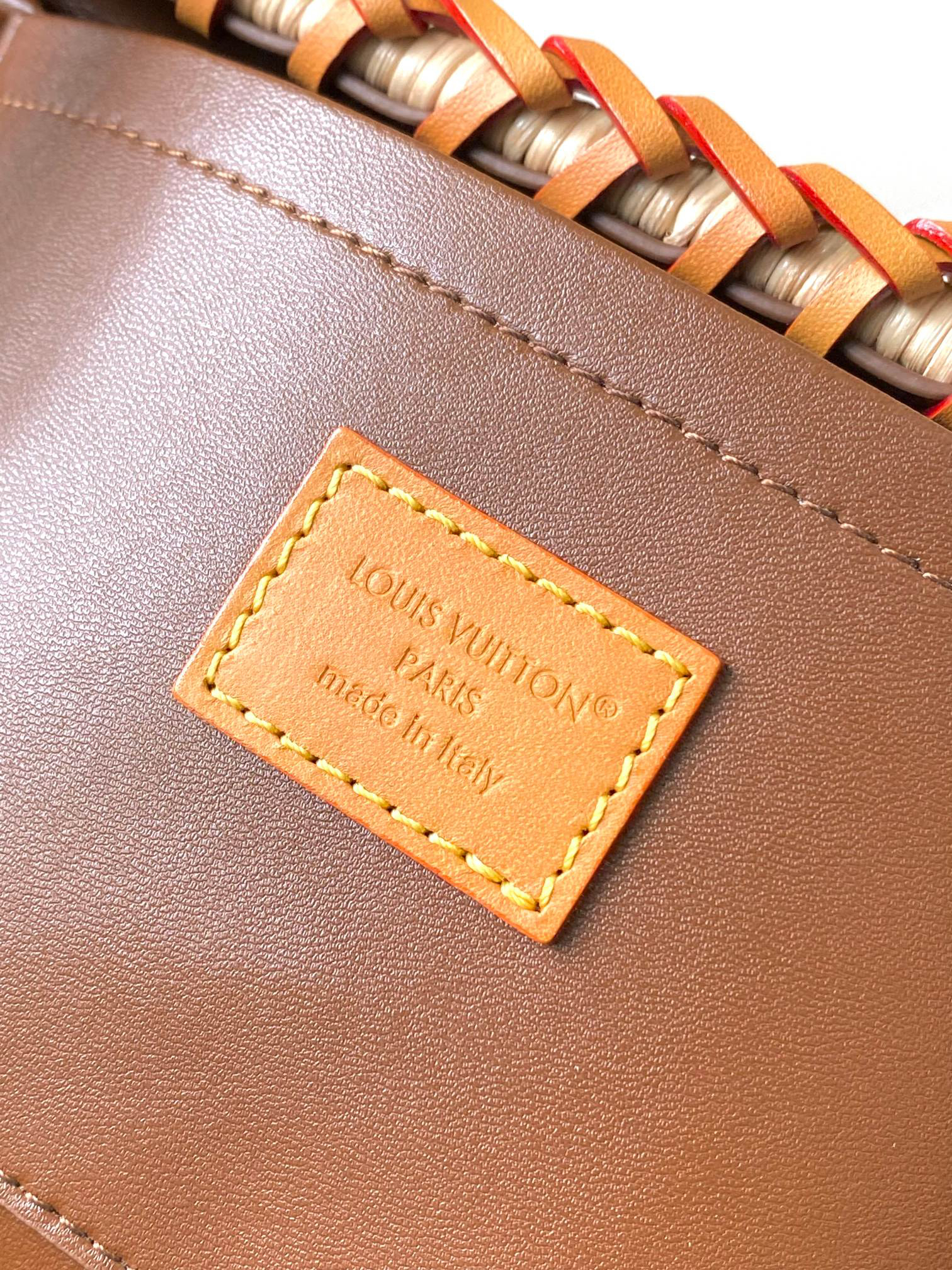 Louis Vuitton Keepall Bandoulière 25 Travel Bag - Image 9