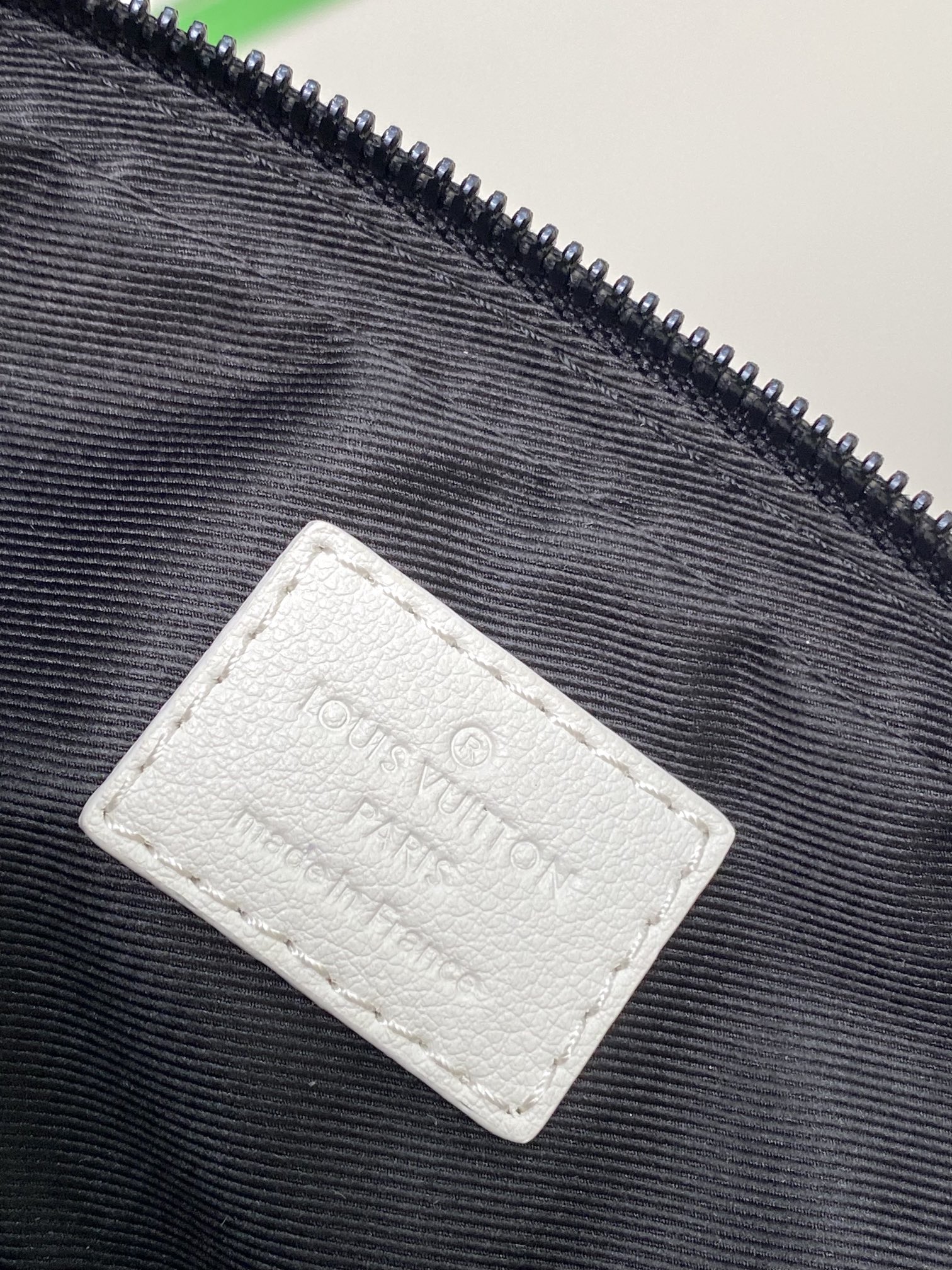 Louis Vuitton Alpha Mini Crossbody Bag M83383 - Image 9