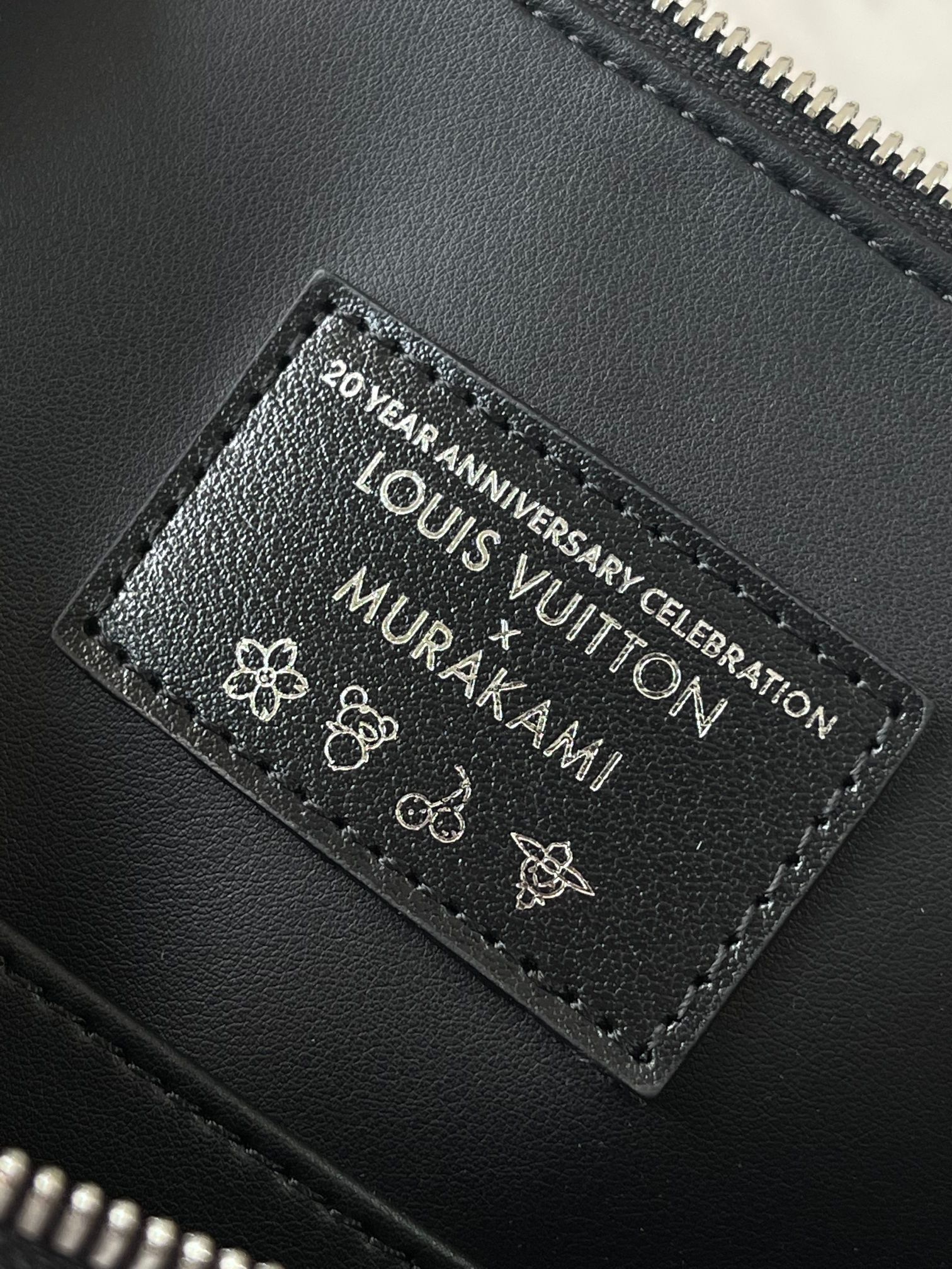 Louis Vuitton Speedy Soft 30 Handbag in Multicolor Monogram Canvas - Image 9