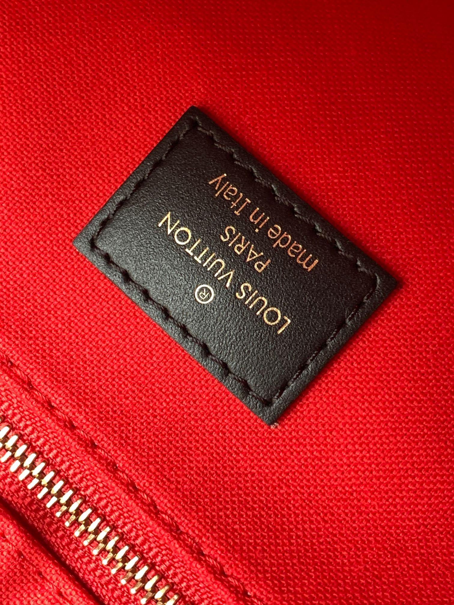 Louis Vuitton Onthego Small Tote Bag M46373 - Image 9