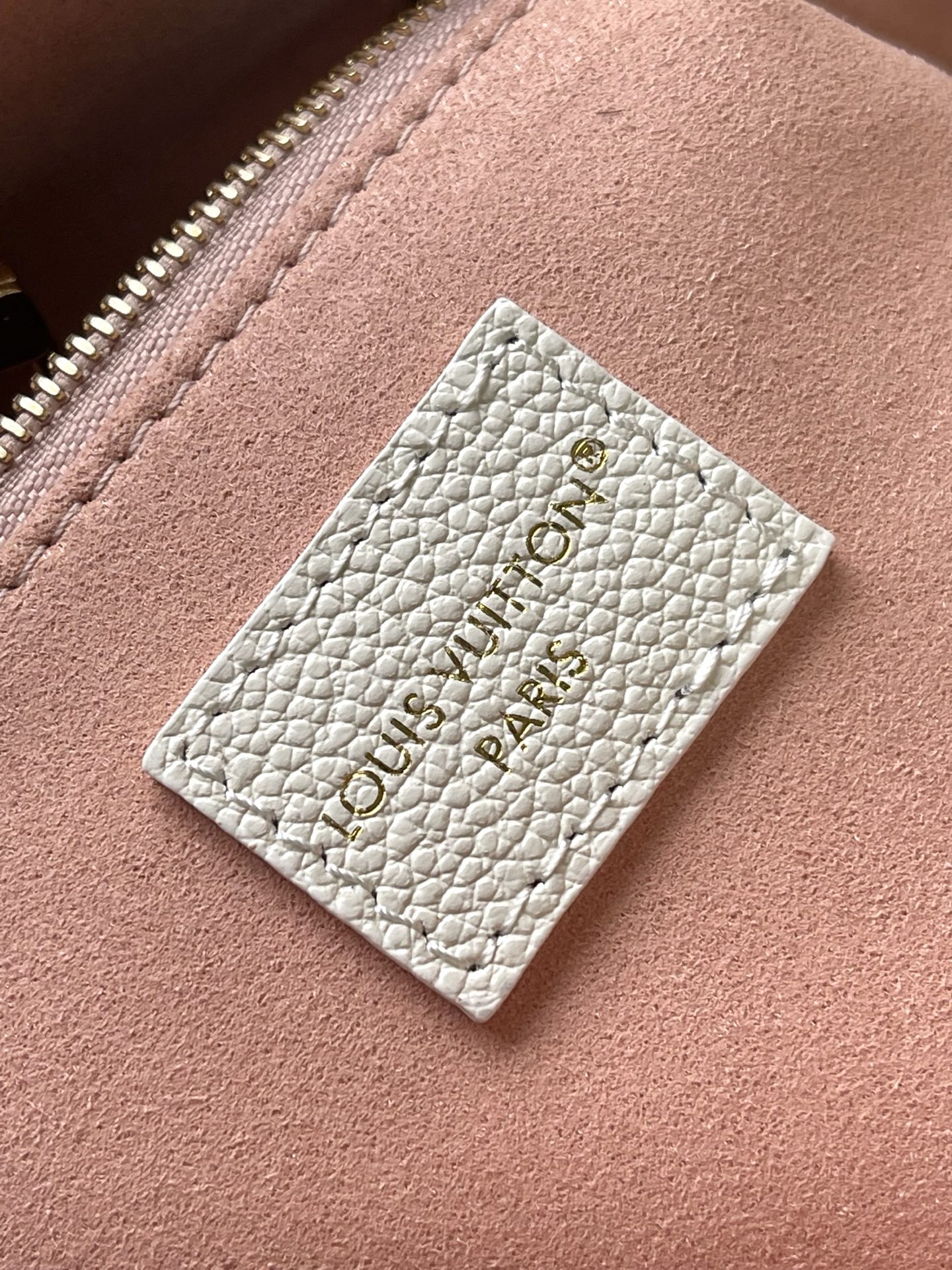 Louis Vuitton OnTheGo PM Tote Bag in Peach Pink - Image 9