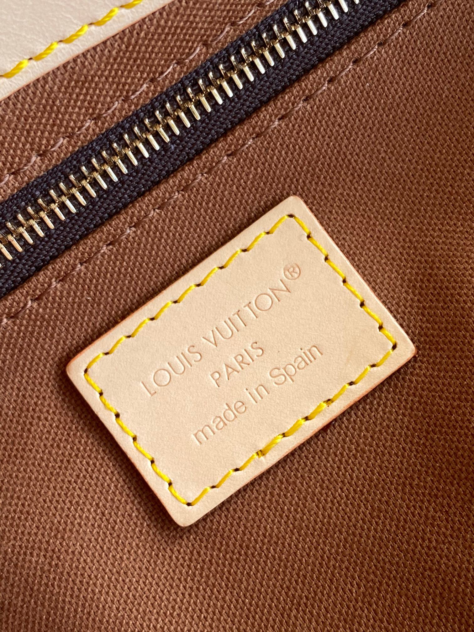 Louis Vuitton Rivage BB Handbag M14680 - Image 9