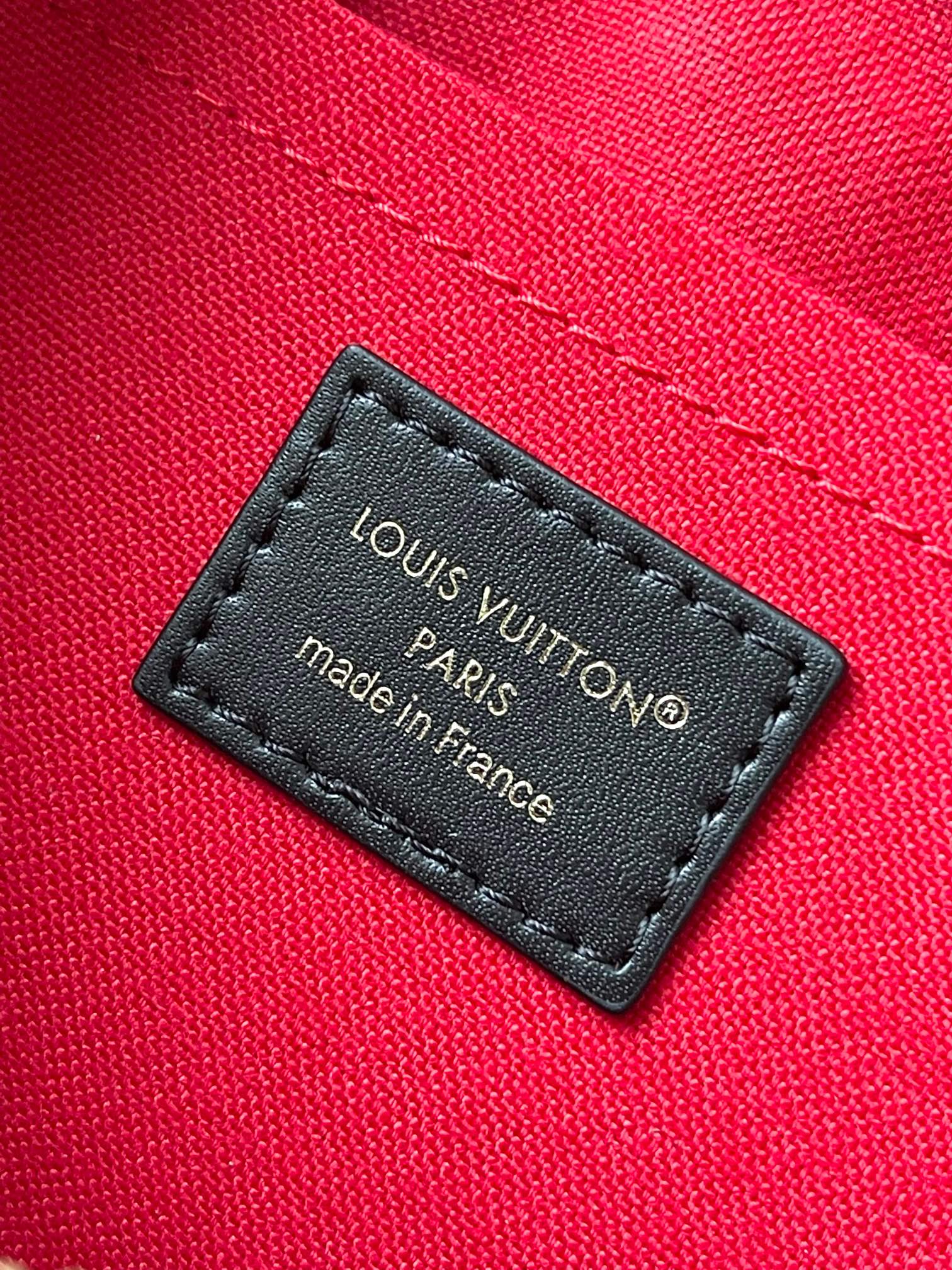 Louis Vuitton OnTheGo Tote Bag - Image 9