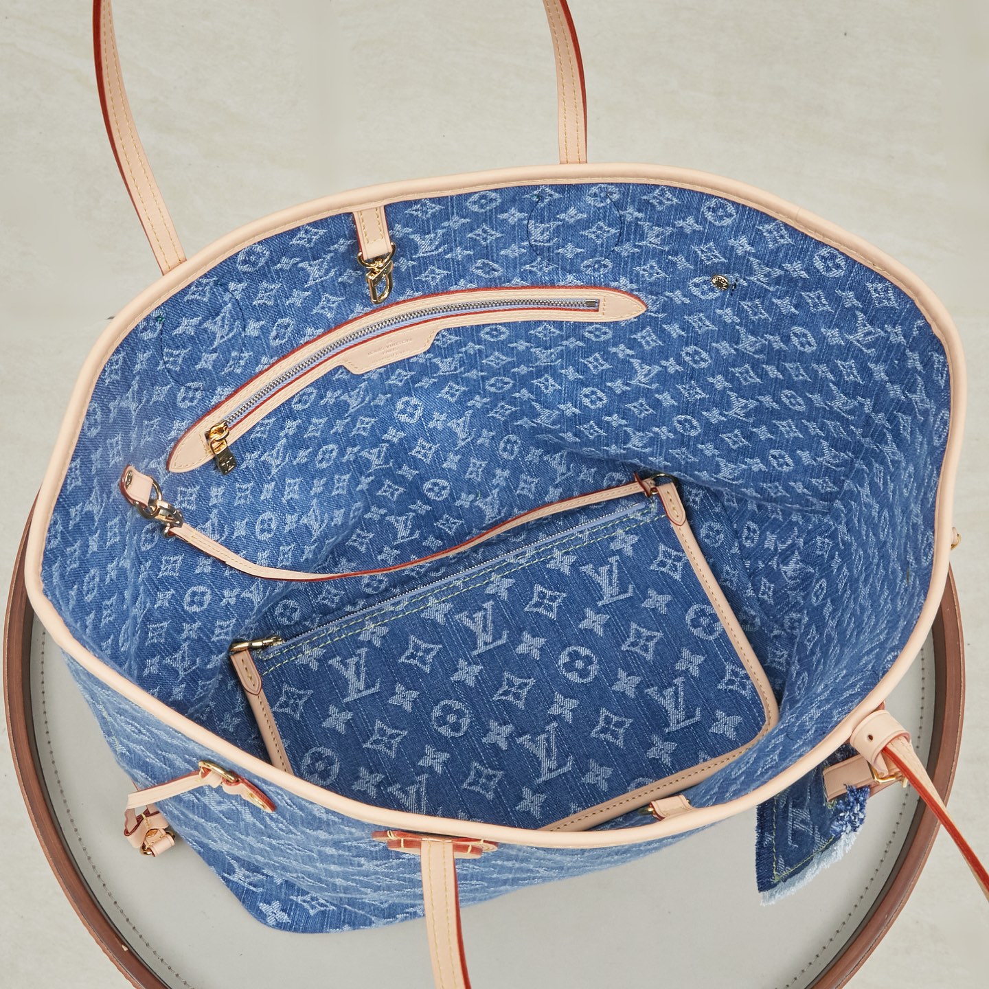 Neverfull MM Monogram Denim Canvas Tote Bag - Image 9