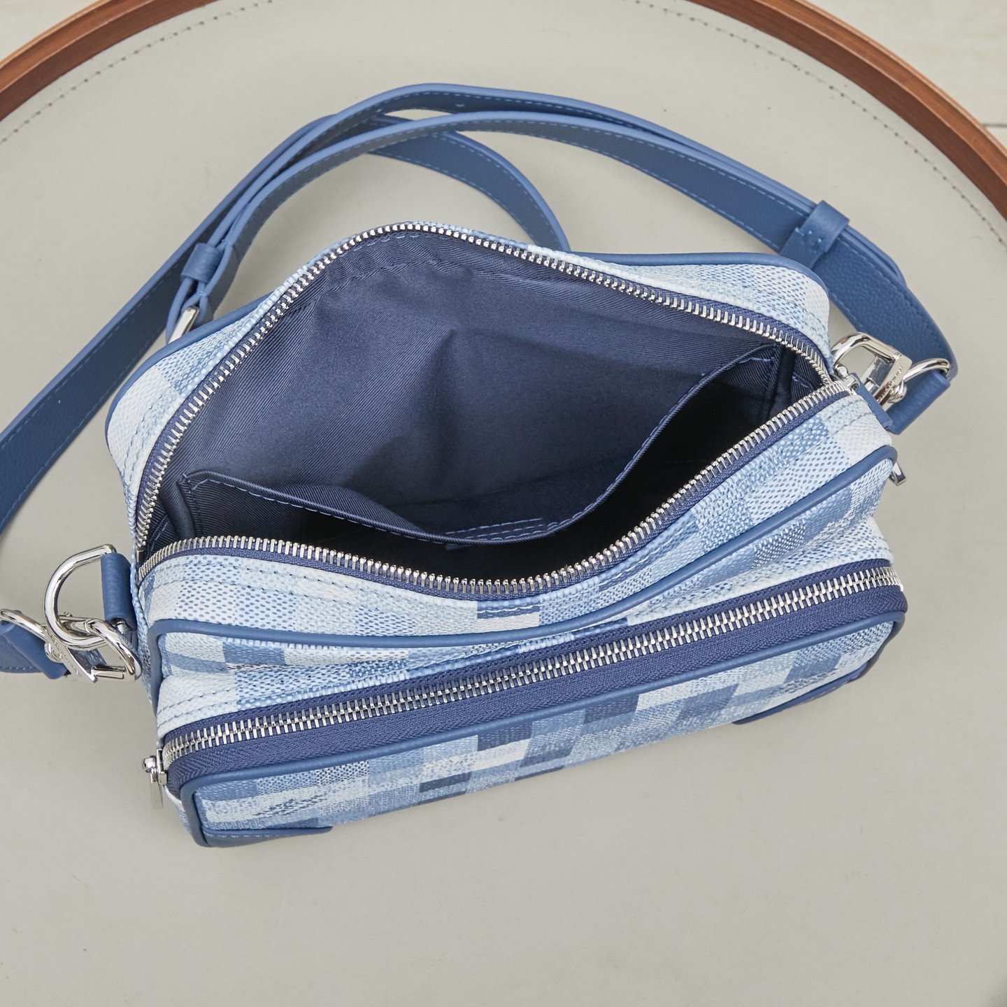 Louis Vuitton Nil M28606 Damoflage Coated Canvas Bag - Image 9