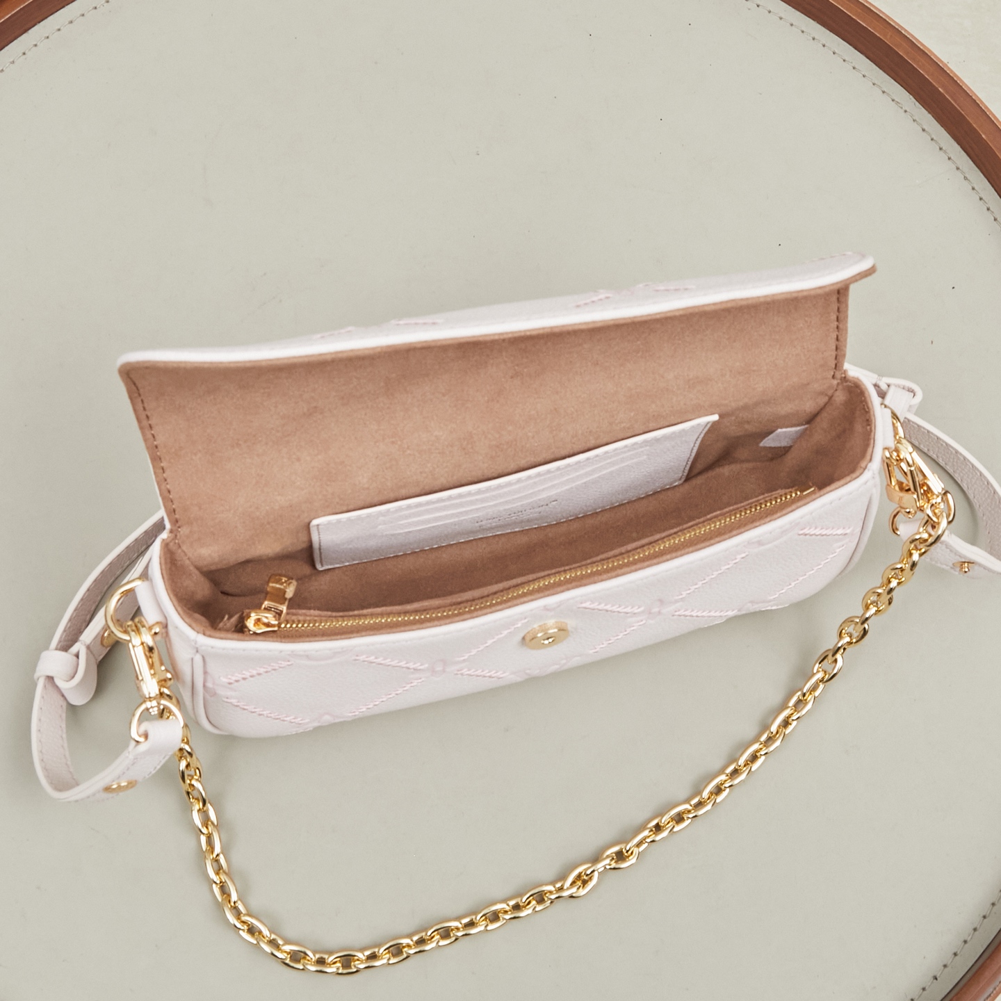 Louis Vuitton Ivy Wallet On Chain M29502 - Image 9