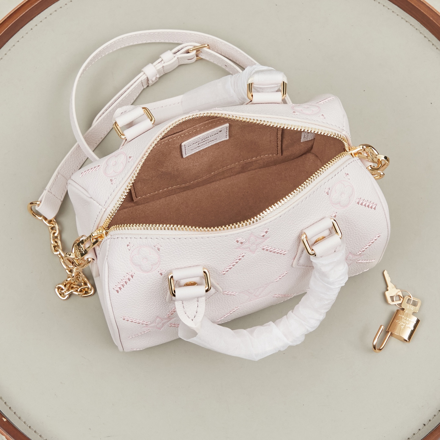 Louis Vuitton Speedy Bandoulière 20 Handbag in Pink - Image 9