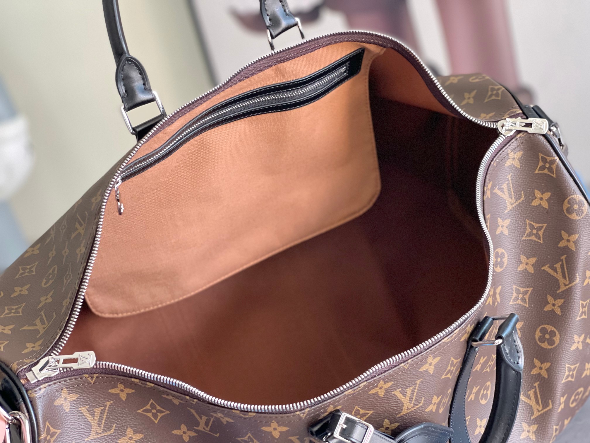 Louis Vuitton Keepall 45 Travel Bag in Monogram Eclipse Canvas - Image 9