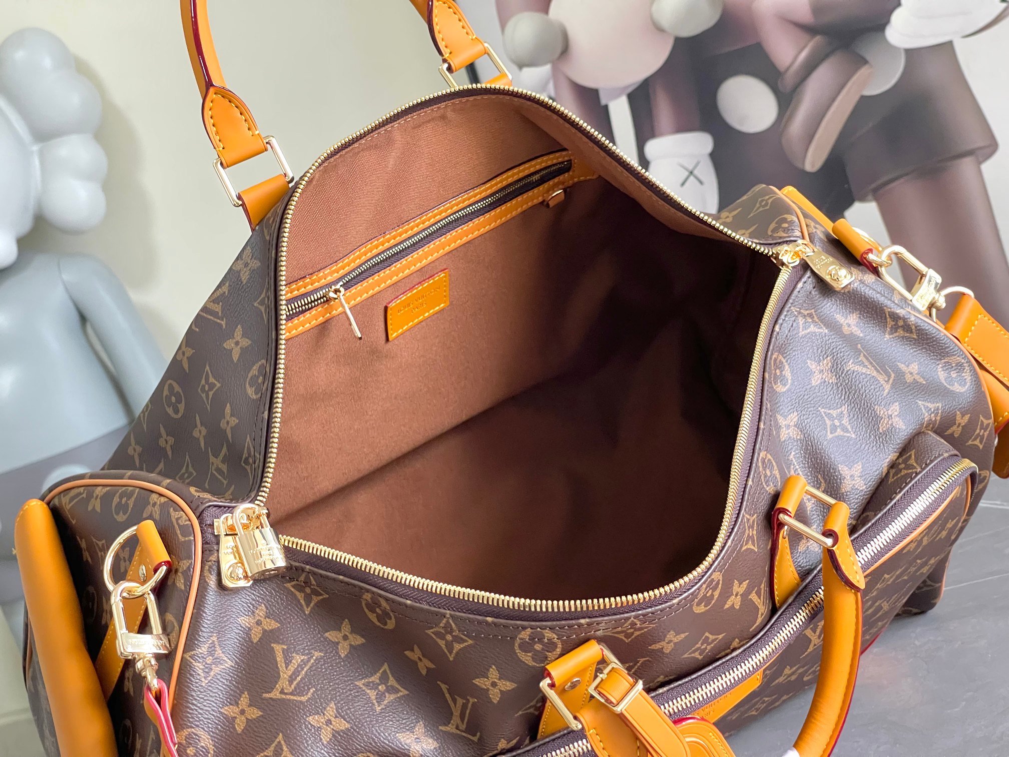 Louis Vuitton Keepall Bandoulière 50 Travel Bag M14735 - Image 9
