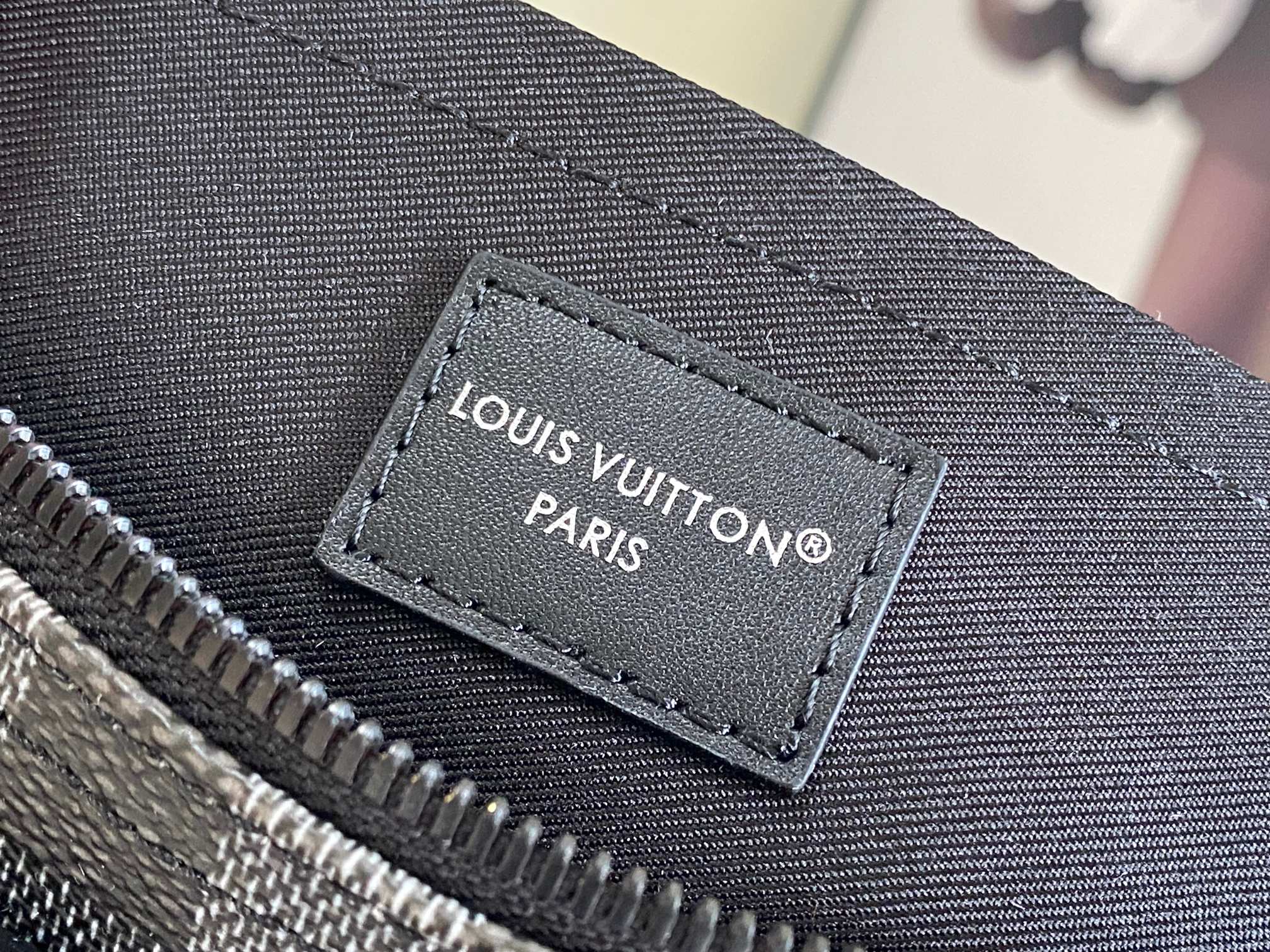Louis Vuitton Keepall 25 Travel Bag in Black Monogram Eclipse Reverse Canvas - Image 9