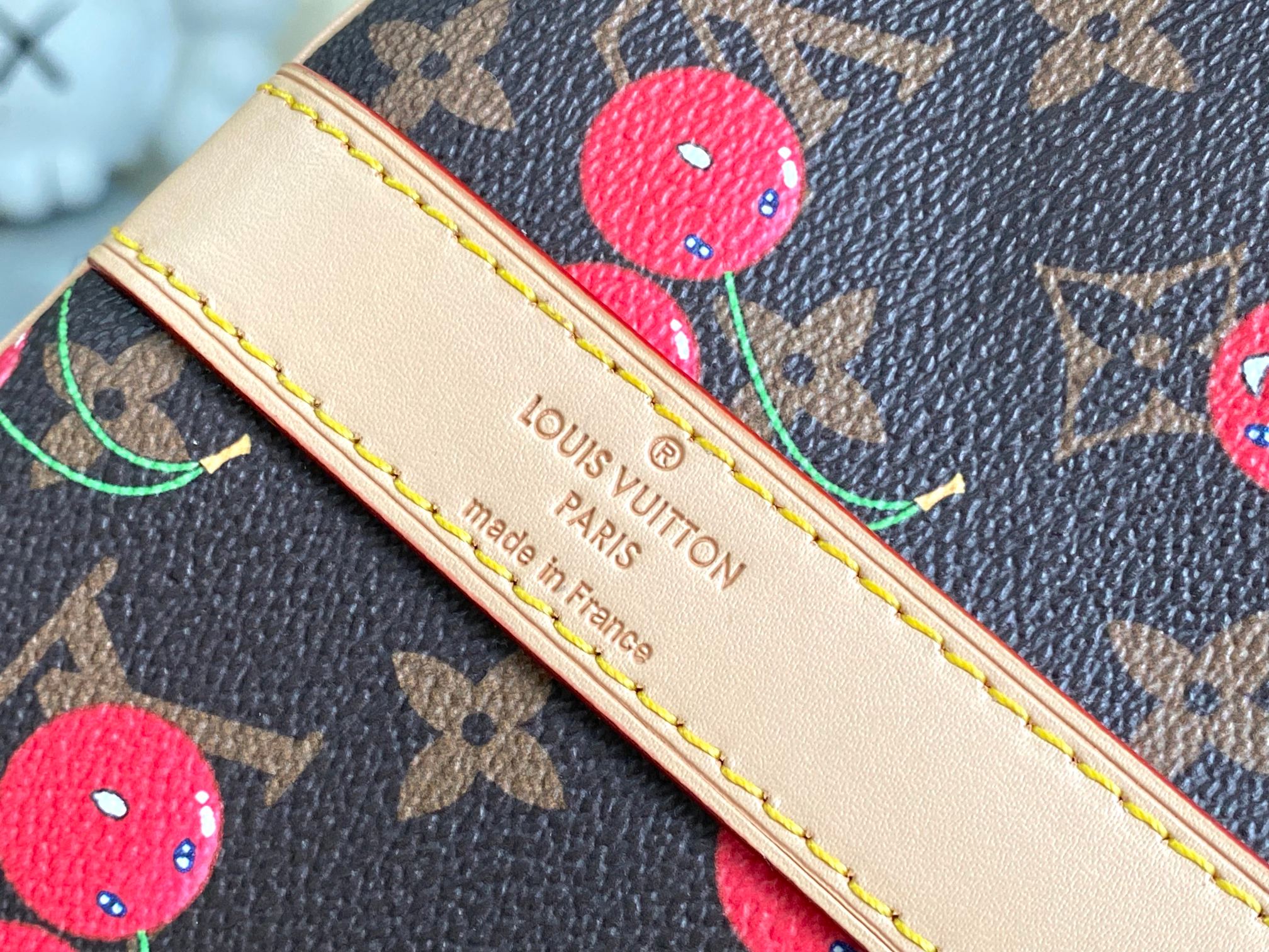 Louis Vuitton Keepall Bandoulière 45 Travel Bag - Image 9