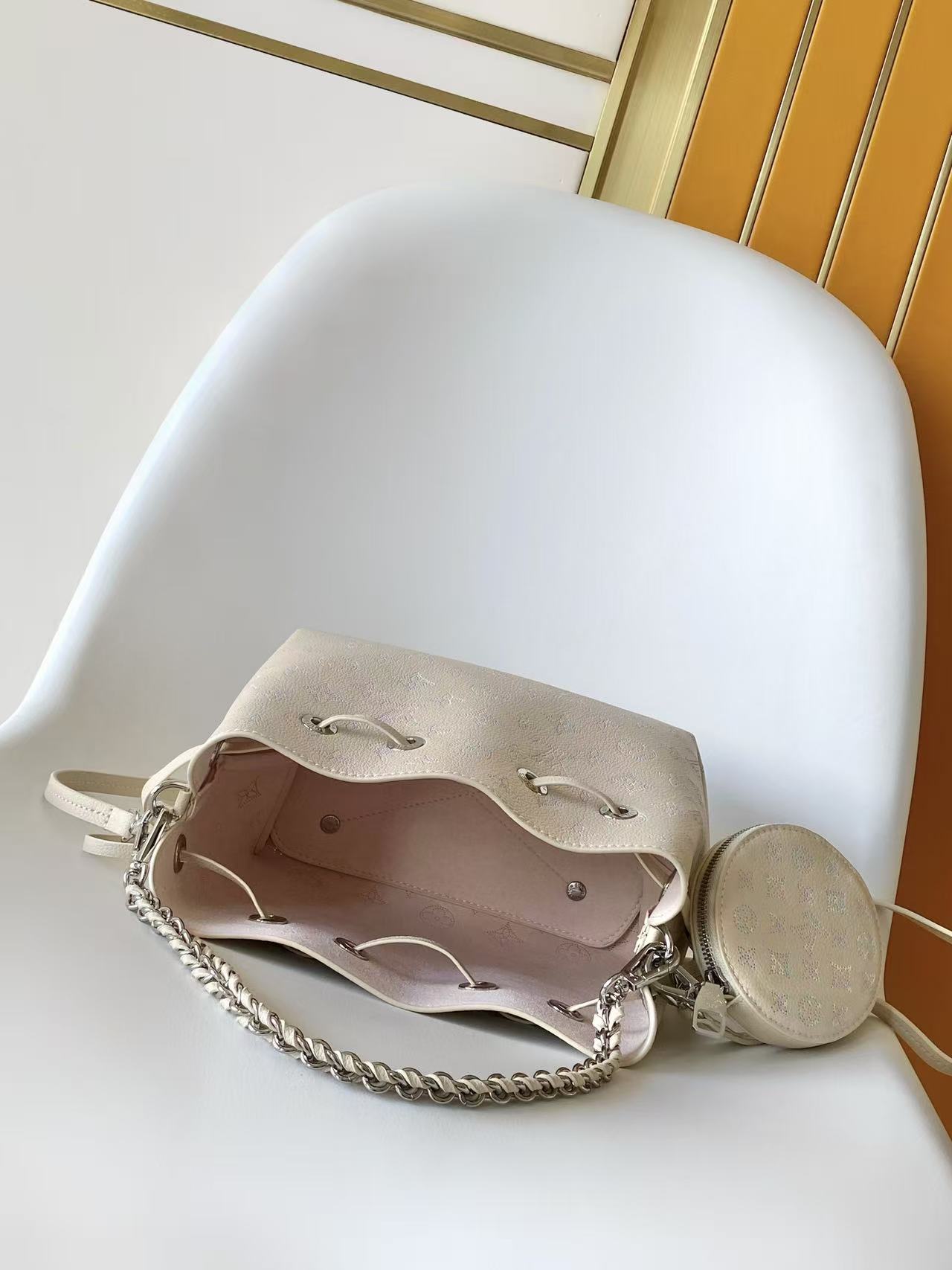 Bella Bucket Bag - Image 9
