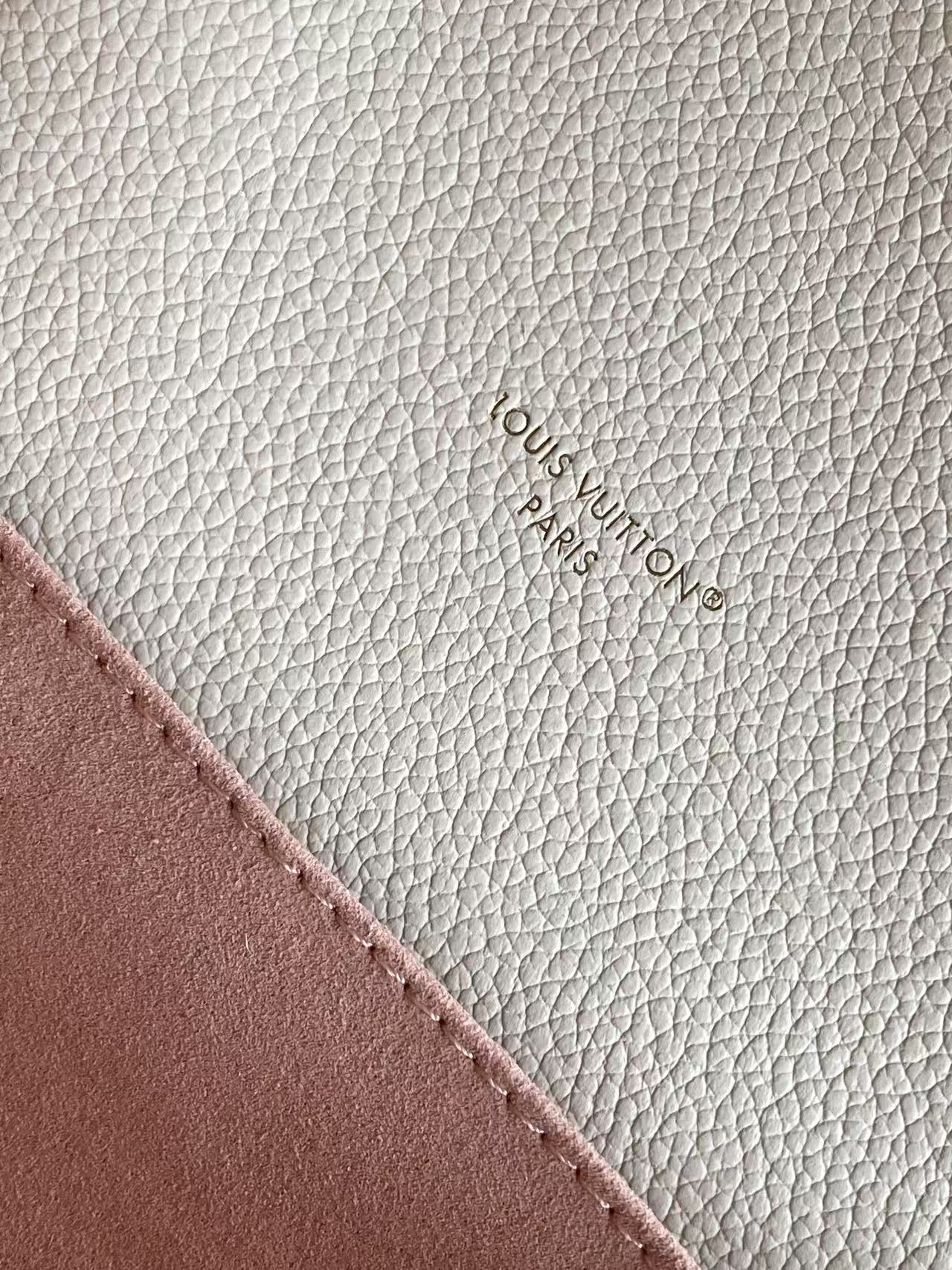 Louis Vuitton Pochette Métis East West Handbag in Monogram Empreinte Leather - Image 9