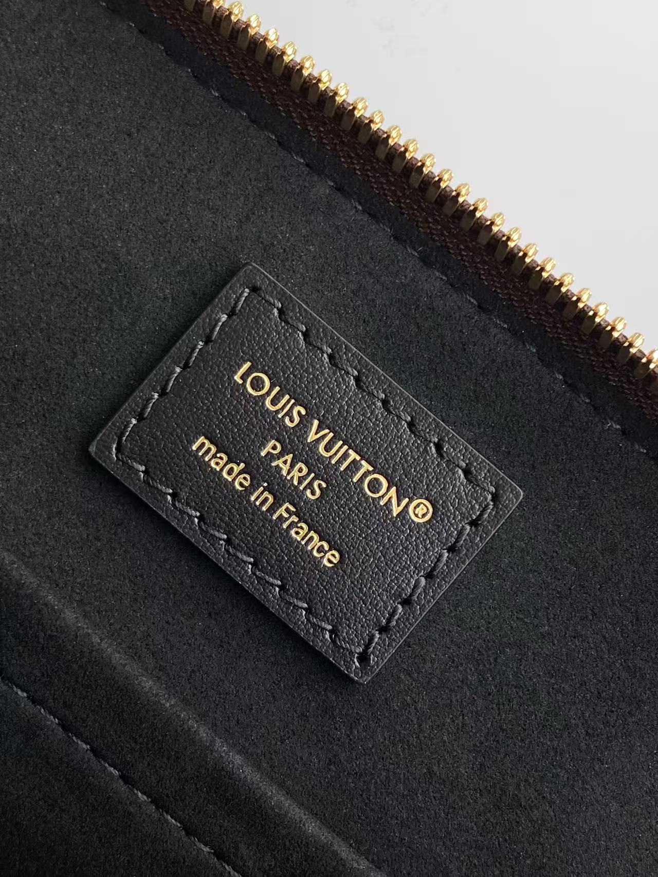 Louis Vuitton Alma BB M26084 Handbag - Image 9