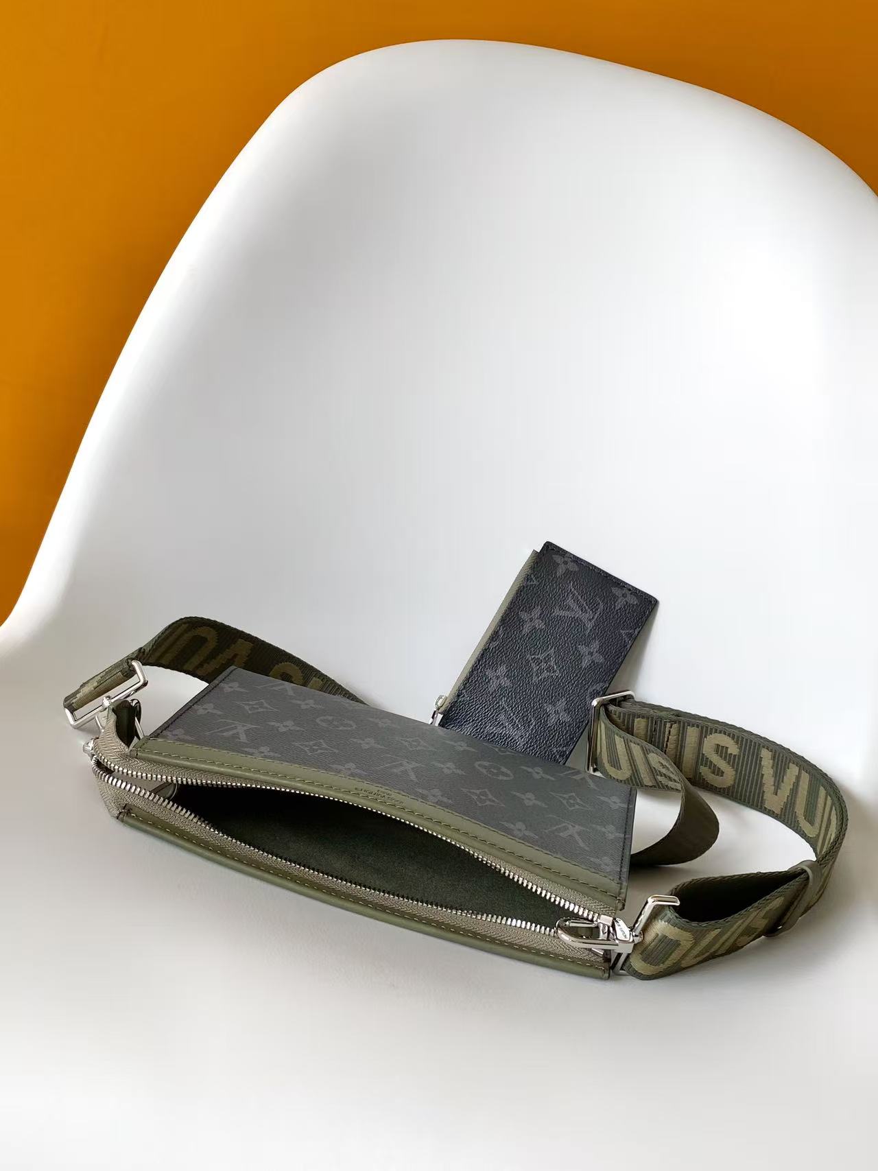 Louis Vuitton Gaston Wearable Wallet Pochette Voyage - Image 9