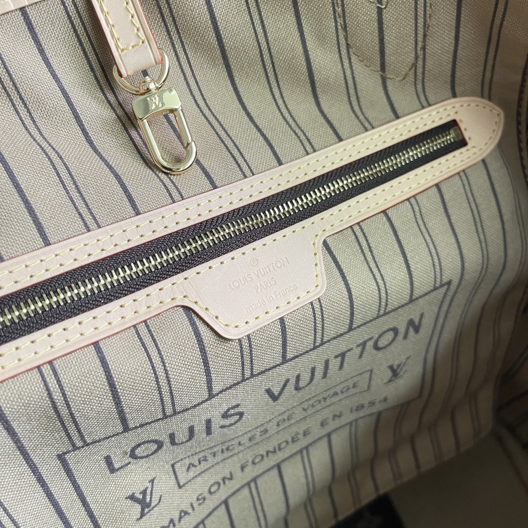 Louis Vuitton Neverfull Tote Bag in Damier Azur Canvas N46978 - Image 9