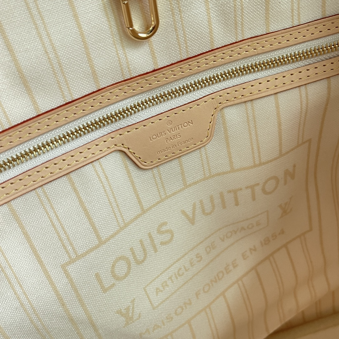 Louis Vuitton Neverfull Large Tote Bag in Damier Azur Canvas - Image 9