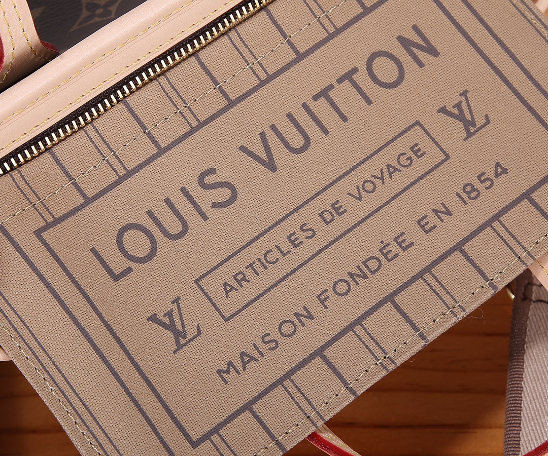 Louis Vuitton Neverfull BB Mini Tote Bag - Image 9