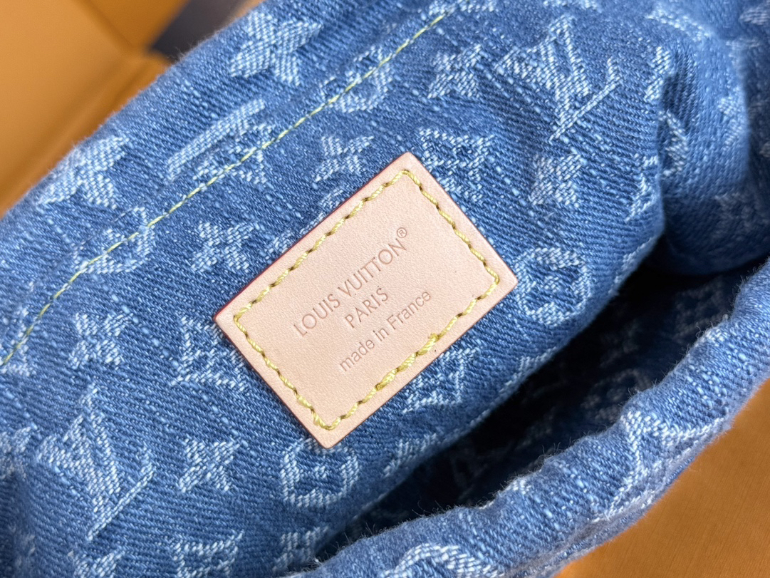 Louis Vuitton Nano Noé Shoulder Bag M83043 - Image 9