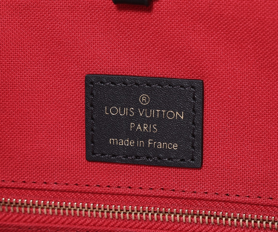 Louis Vuitton Onthego Medium Tote Bag - Image 9