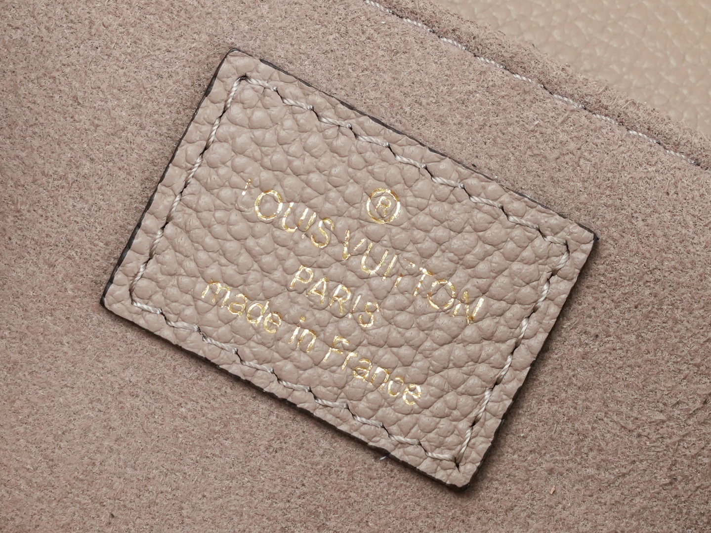 Louis Vuitton Pochette Métis East West Shoulder Bag - Image 9