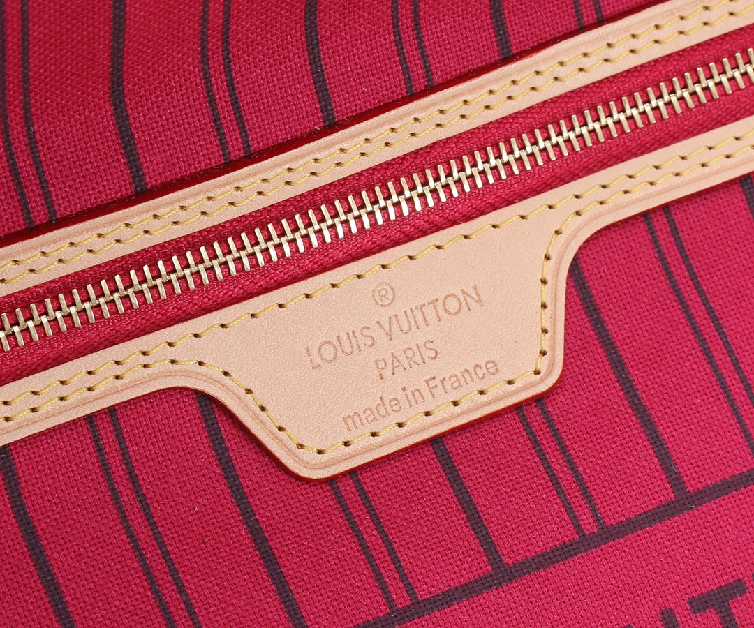 Louis Vuitton Neverfull MM Tote Bag - Image 9