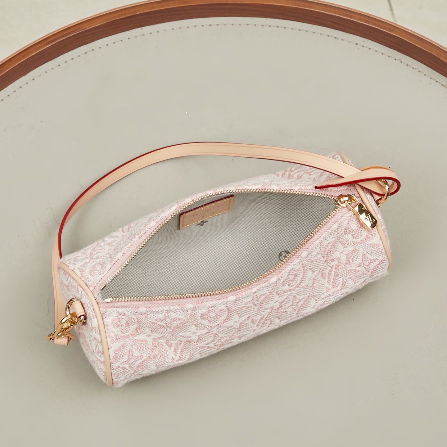 Louis Vuitton Pochette Papillon M29881 Monogram Emblème Handbag - Image 9