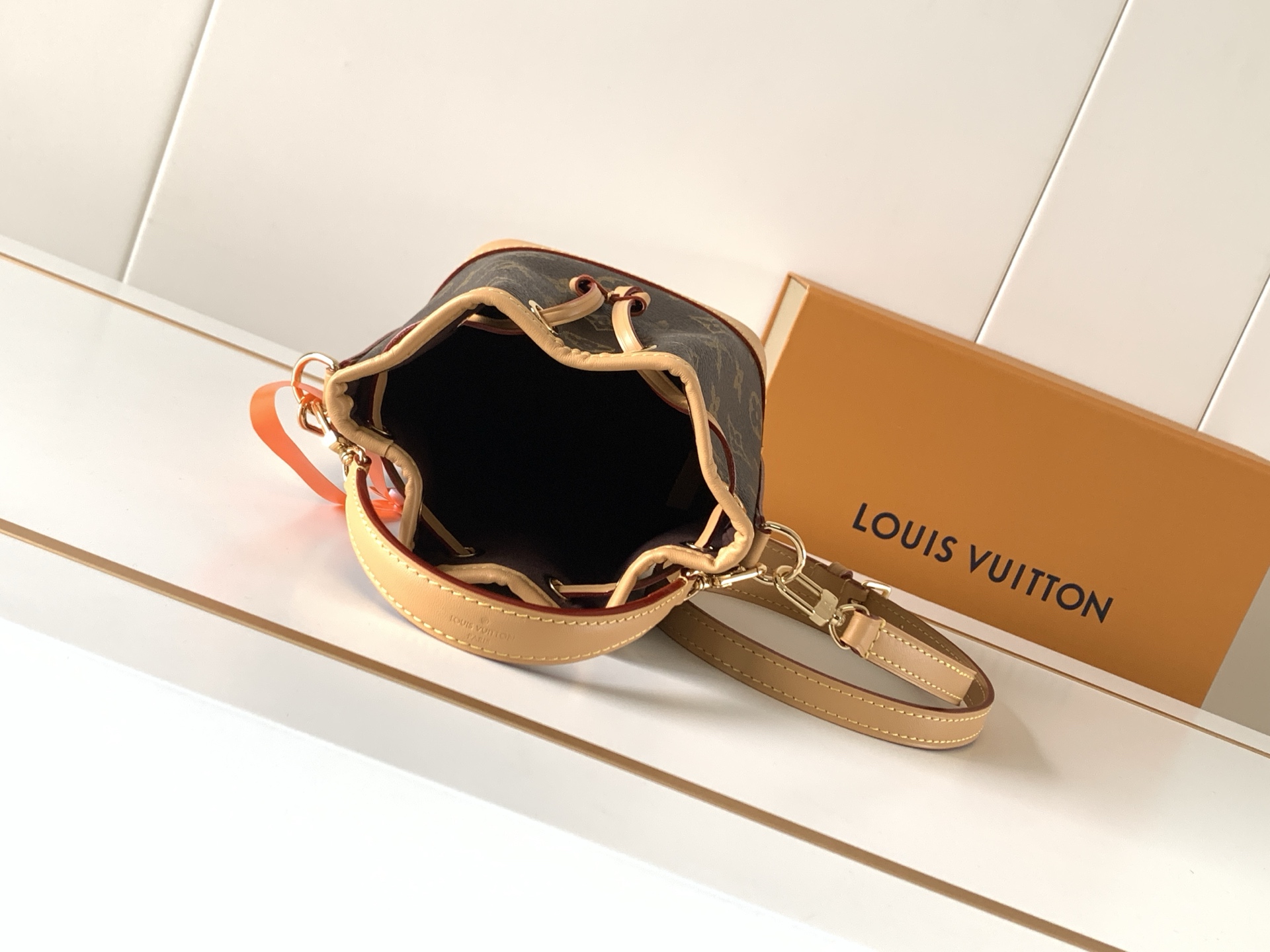 Louis Vuitton Nano Noé Handbag M81266 - Image 9