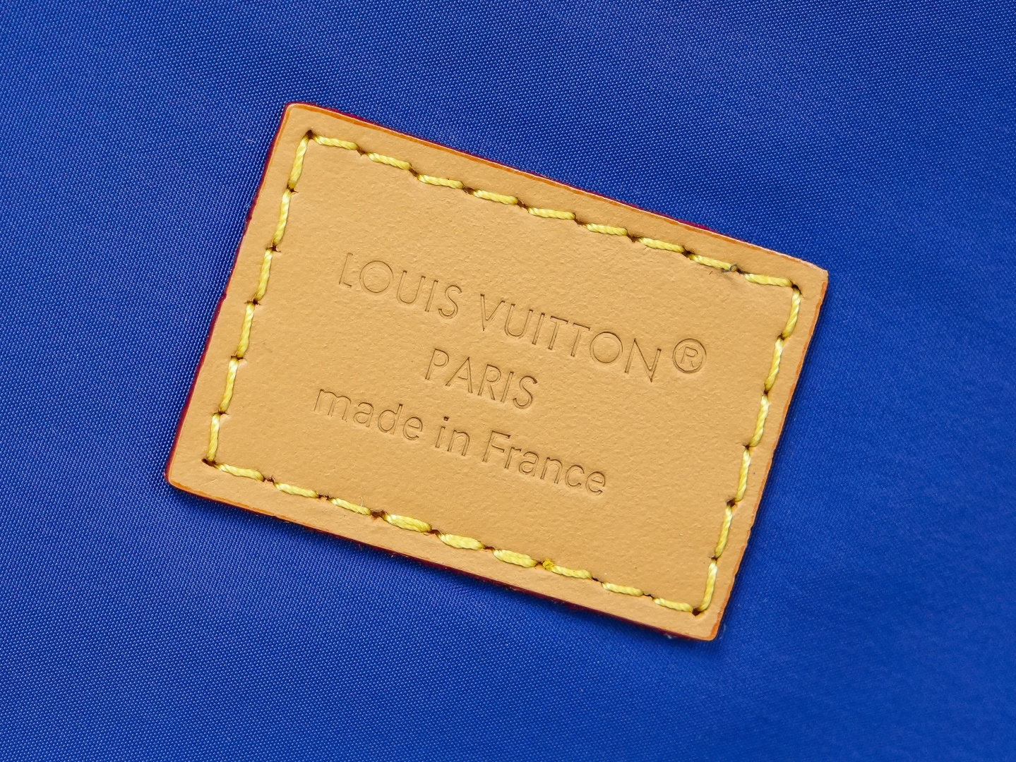 Louis Vuitton Alma Soft Medium Handbag in Monogram Canvas - Image 9