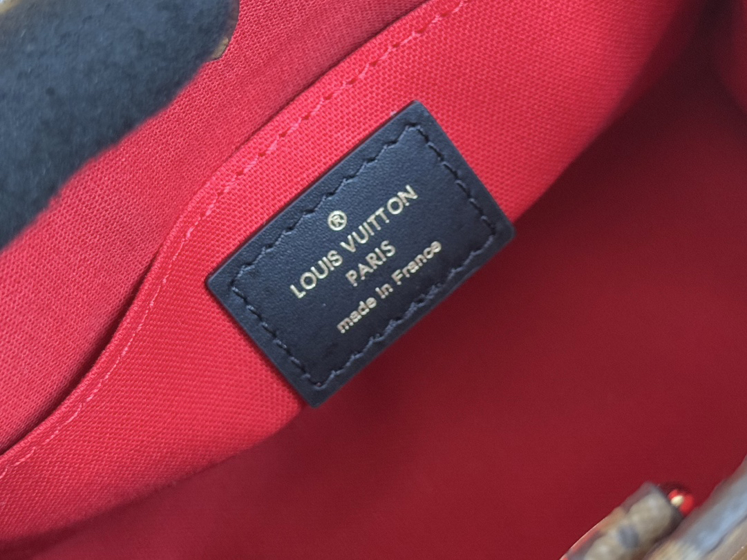 Louis Vuitton OnTheGo Tote Bag M46839 - Image 9