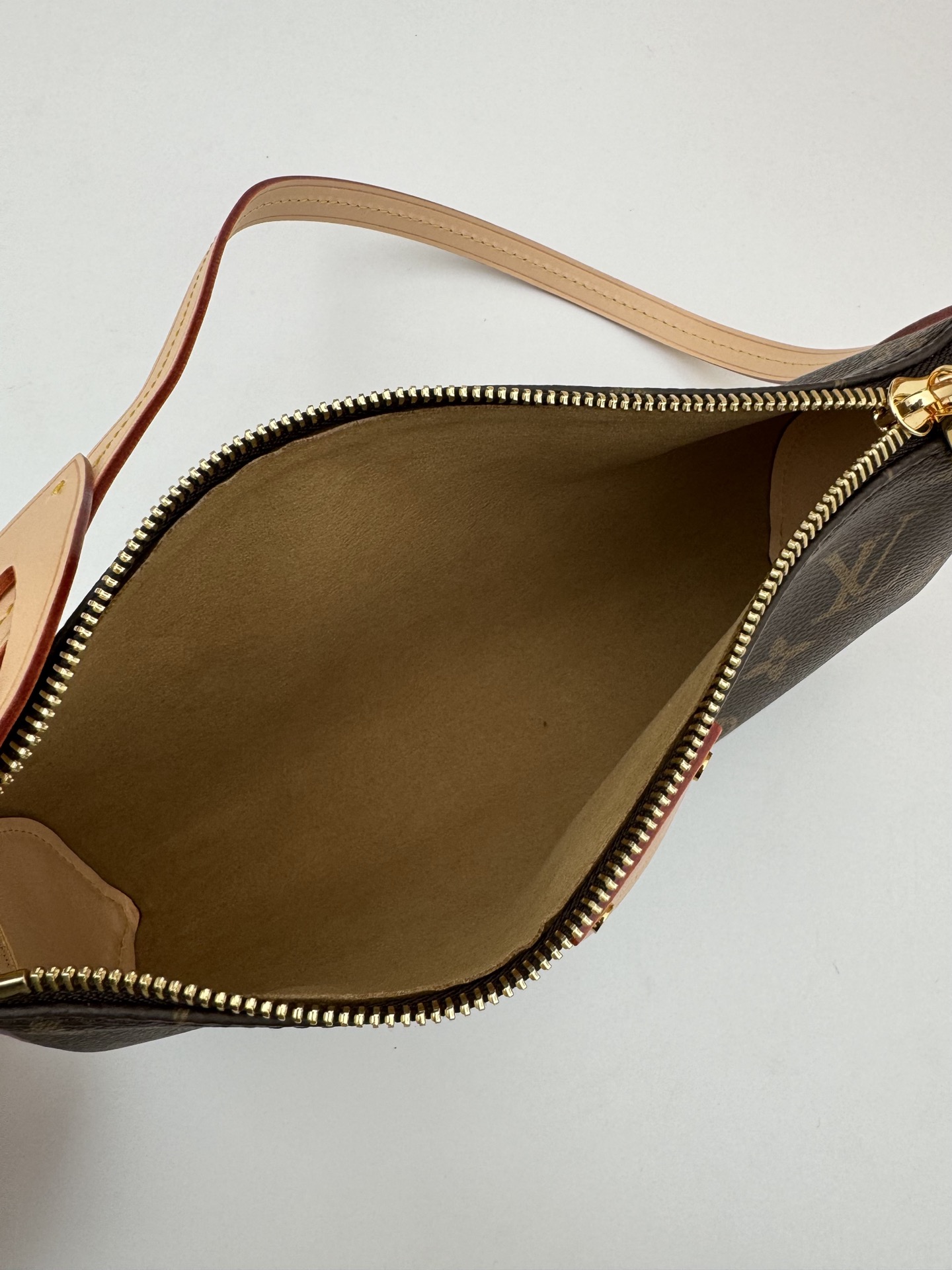 Louis Vuitton Pochette Tirette M47123 Monogram Canvas Shoulder Bag - Image 9