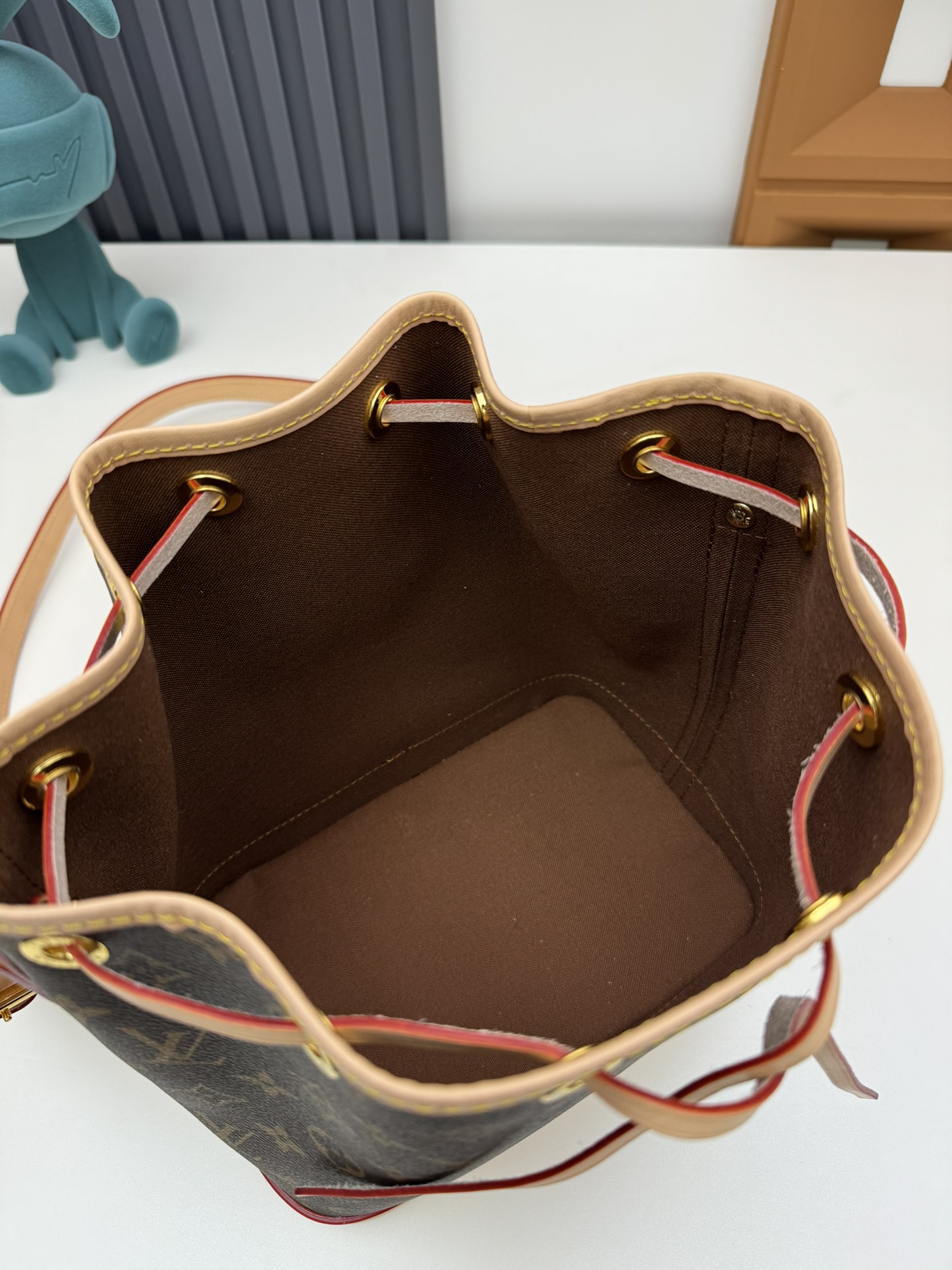 Louis Vuitton Noe BB M40817 Monogram Bucket Bag - Image 9